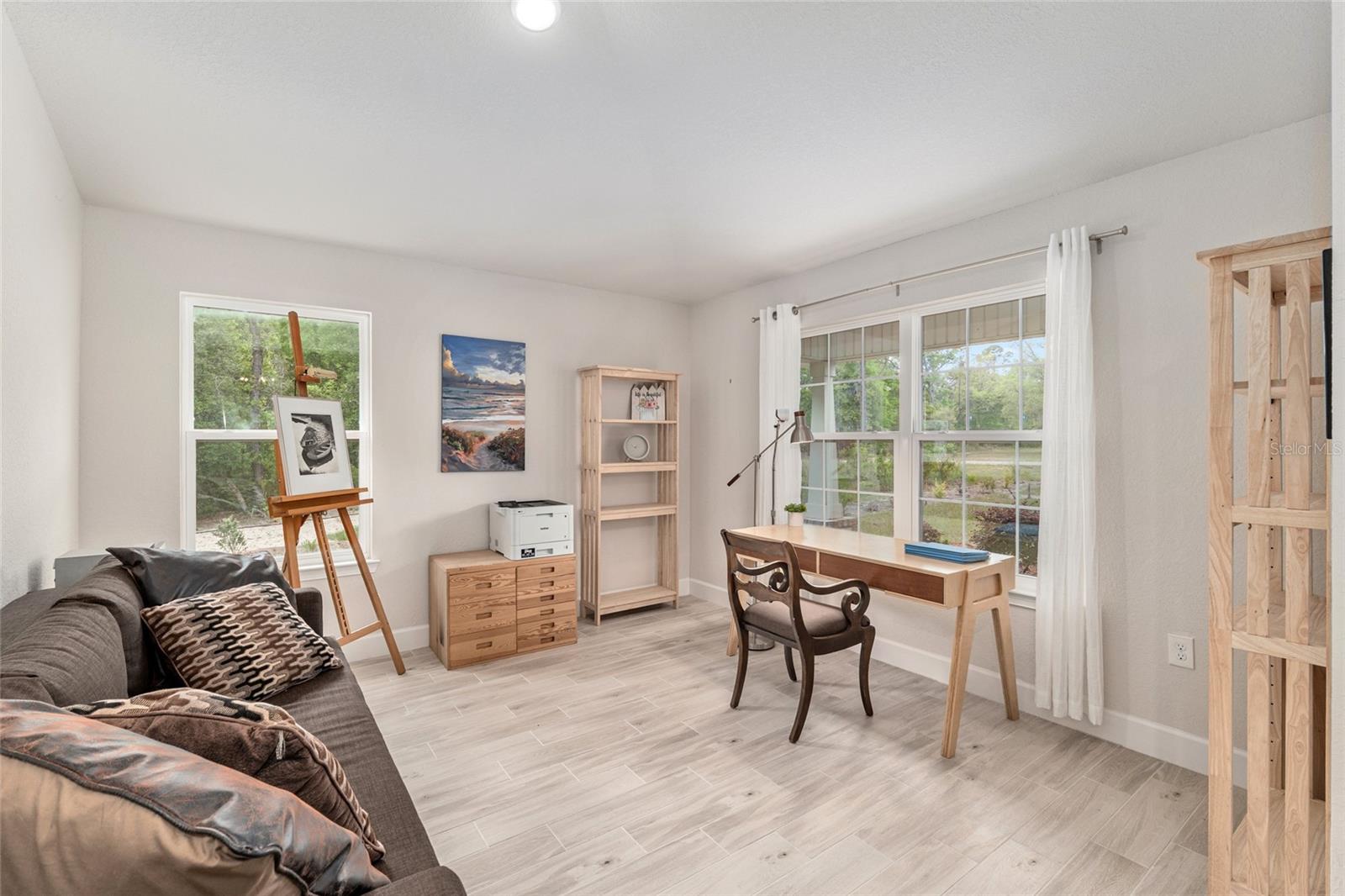 Image 6 of 62 For 8179 8th Place