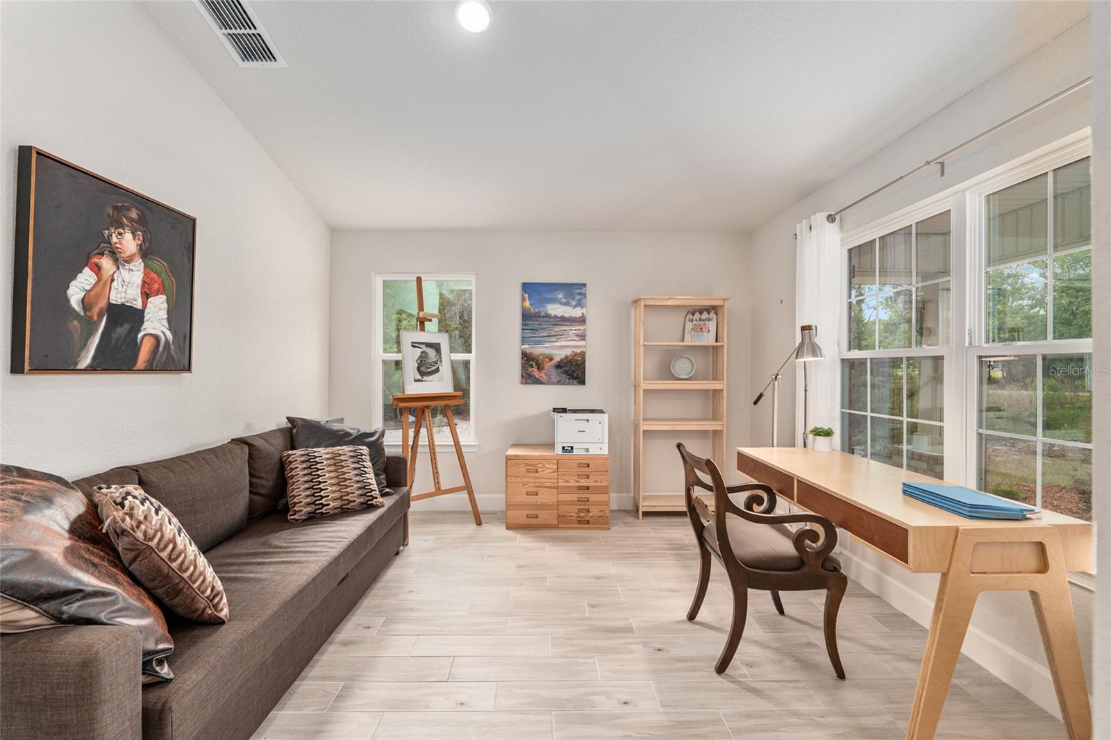 Image 7 of 62 For 8179 8th Place