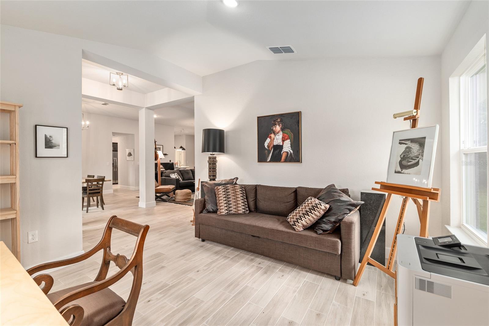 Image 8 of 62 For 8179 8th Place