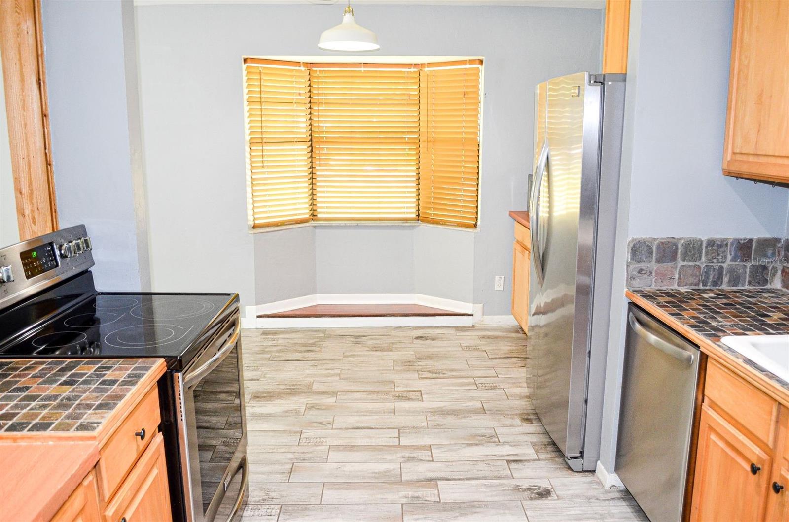 Image 5 of 20 For 3526 53rd Terrace