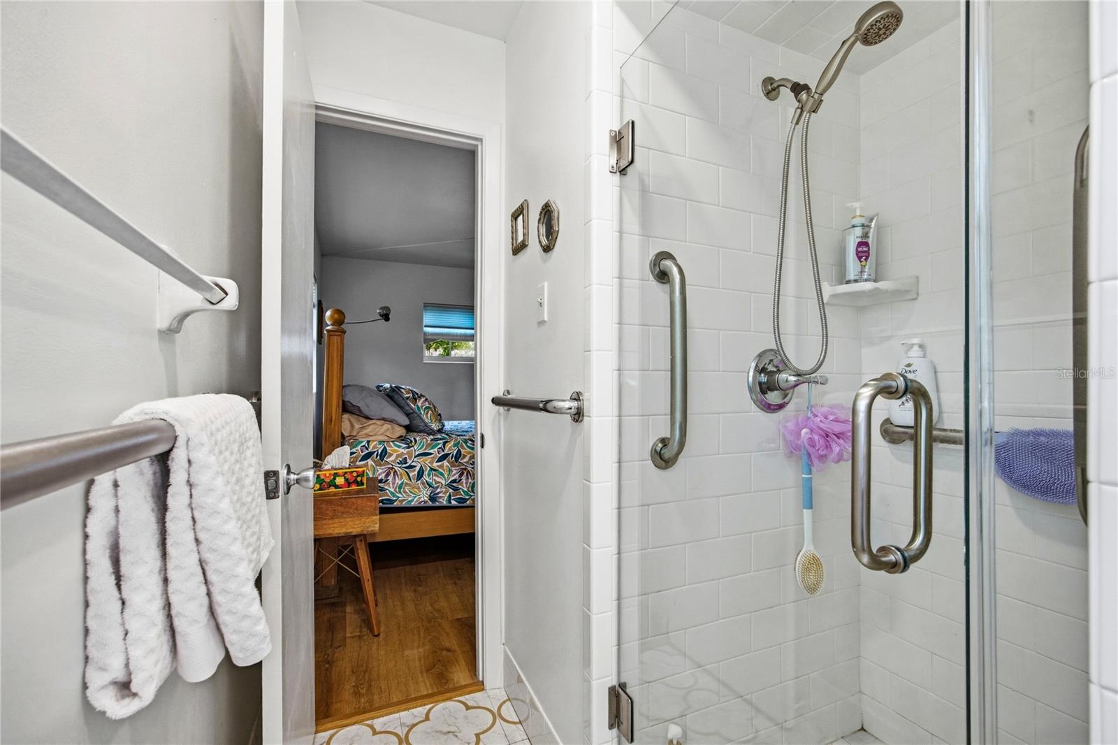 Image 24 of 36 For 4123 18th Place