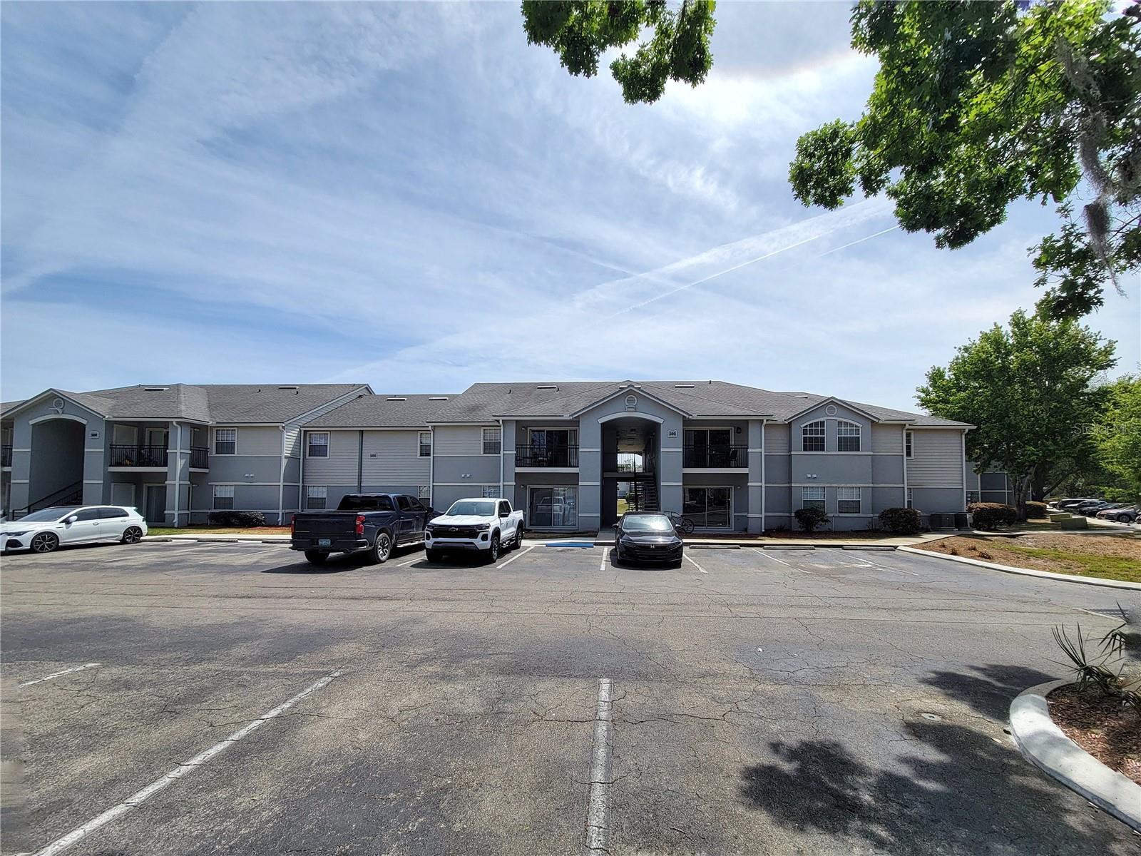 Image 30 of 34 For 3705 27th Street 527