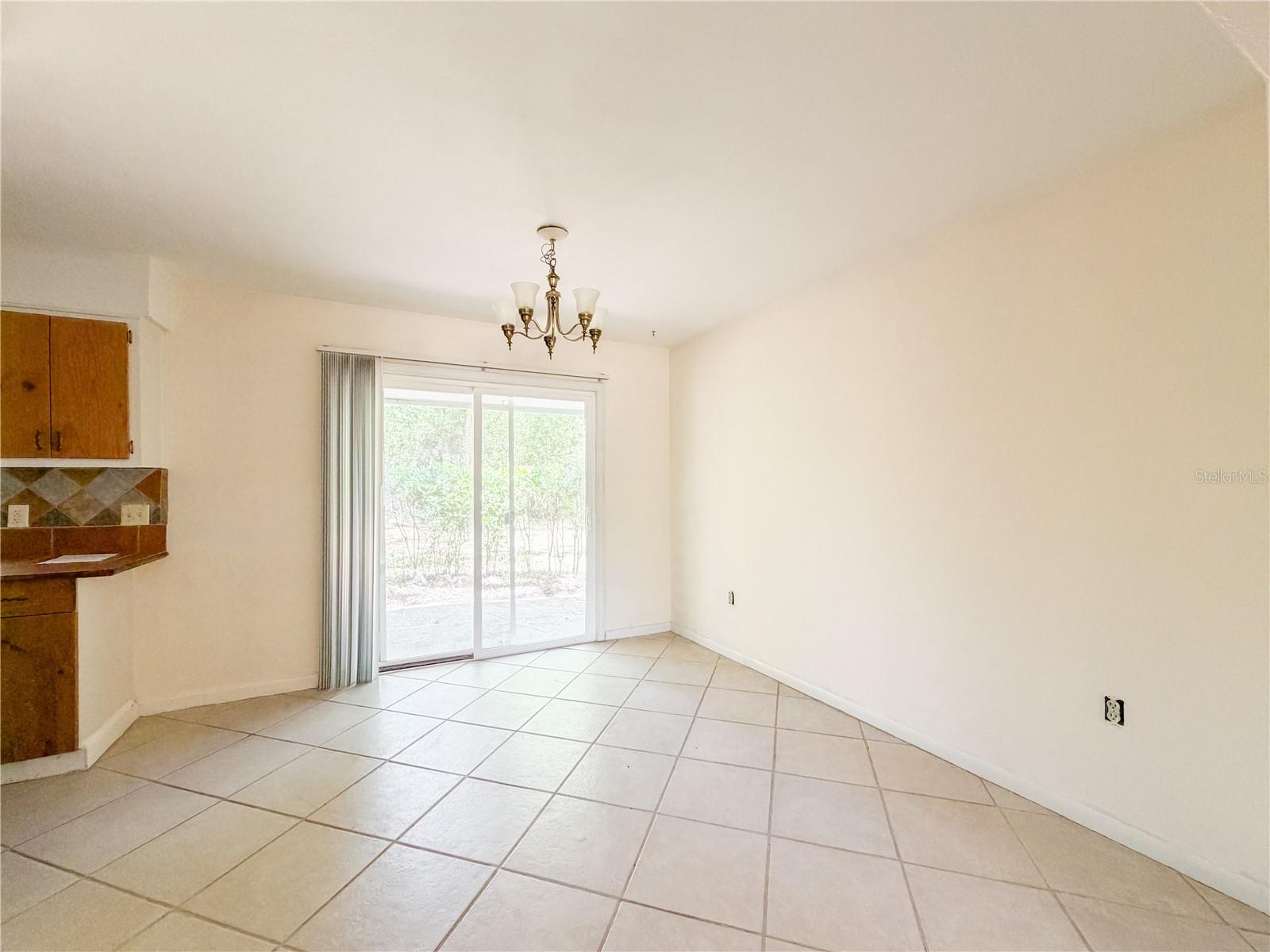 Image 14 of 34 For 14202 158th Avenue