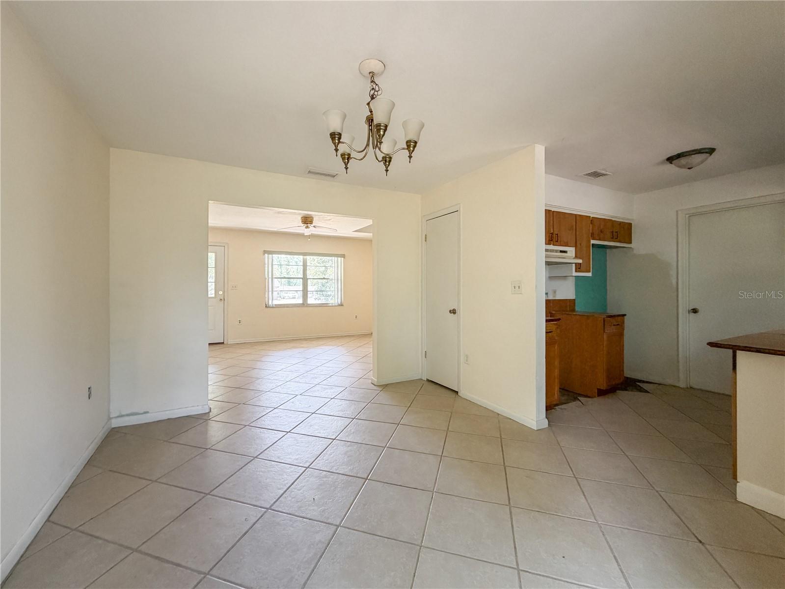 Image 20 of 34 For 14202 158th Avenue