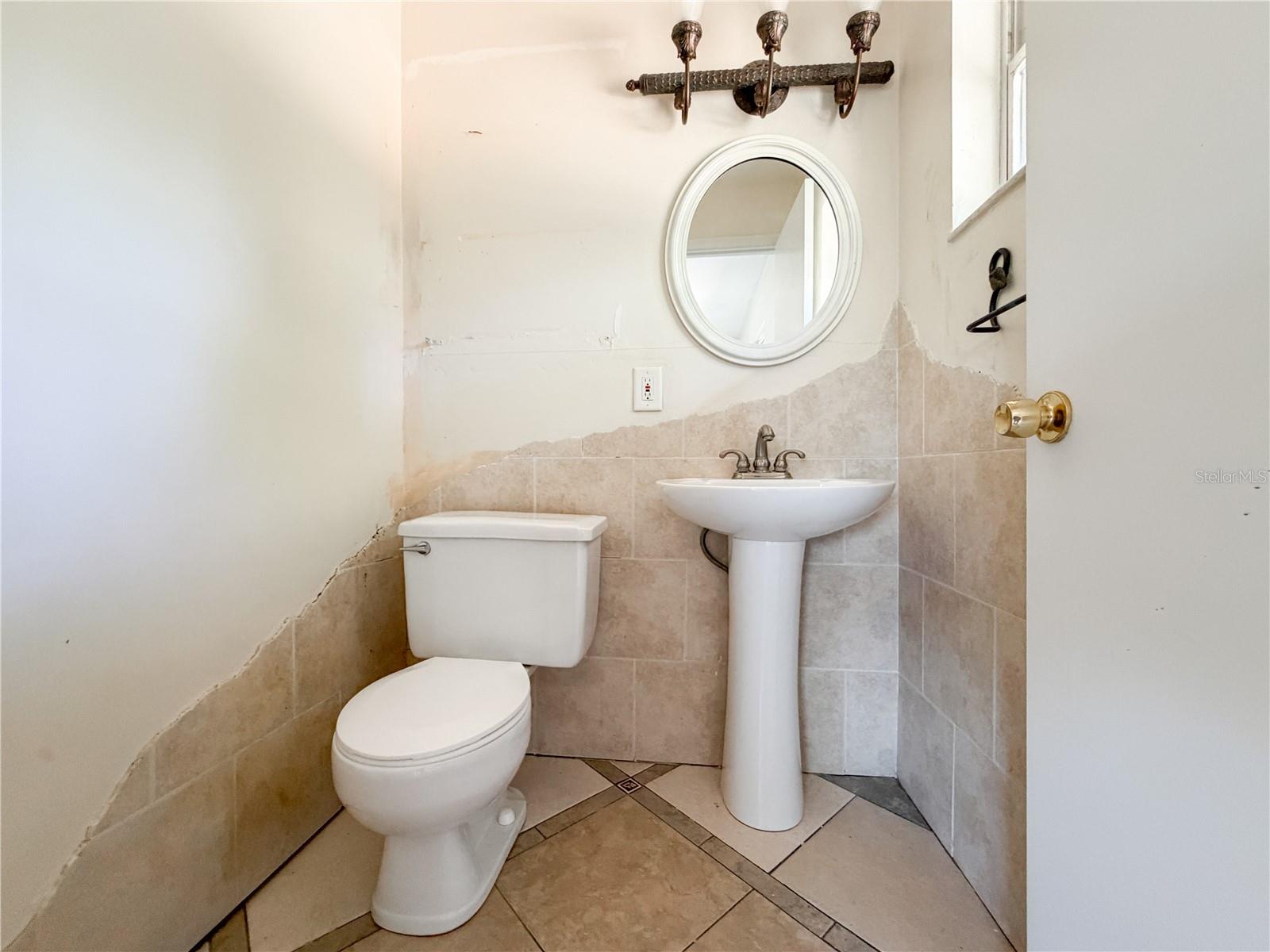 Image 24 of 34 For 14202 158th Avenue