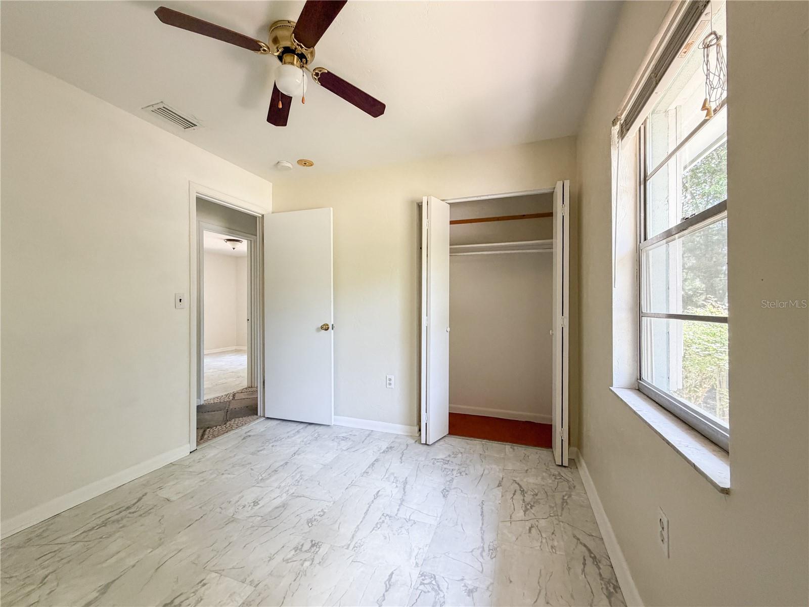 Image 27 of 34 For 14202 158th Avenue