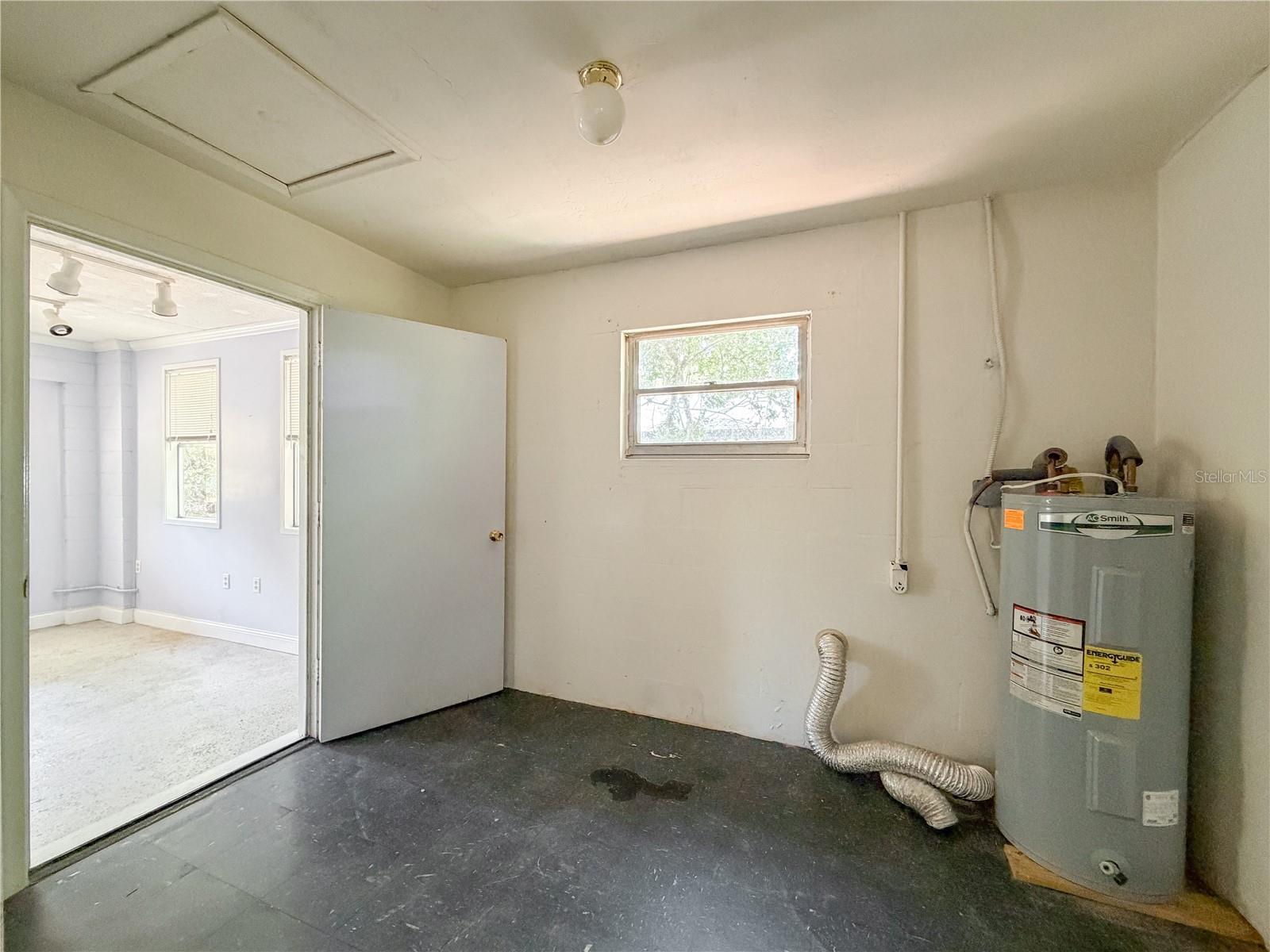 Image 32 of 34 For 14202 158th Avenue