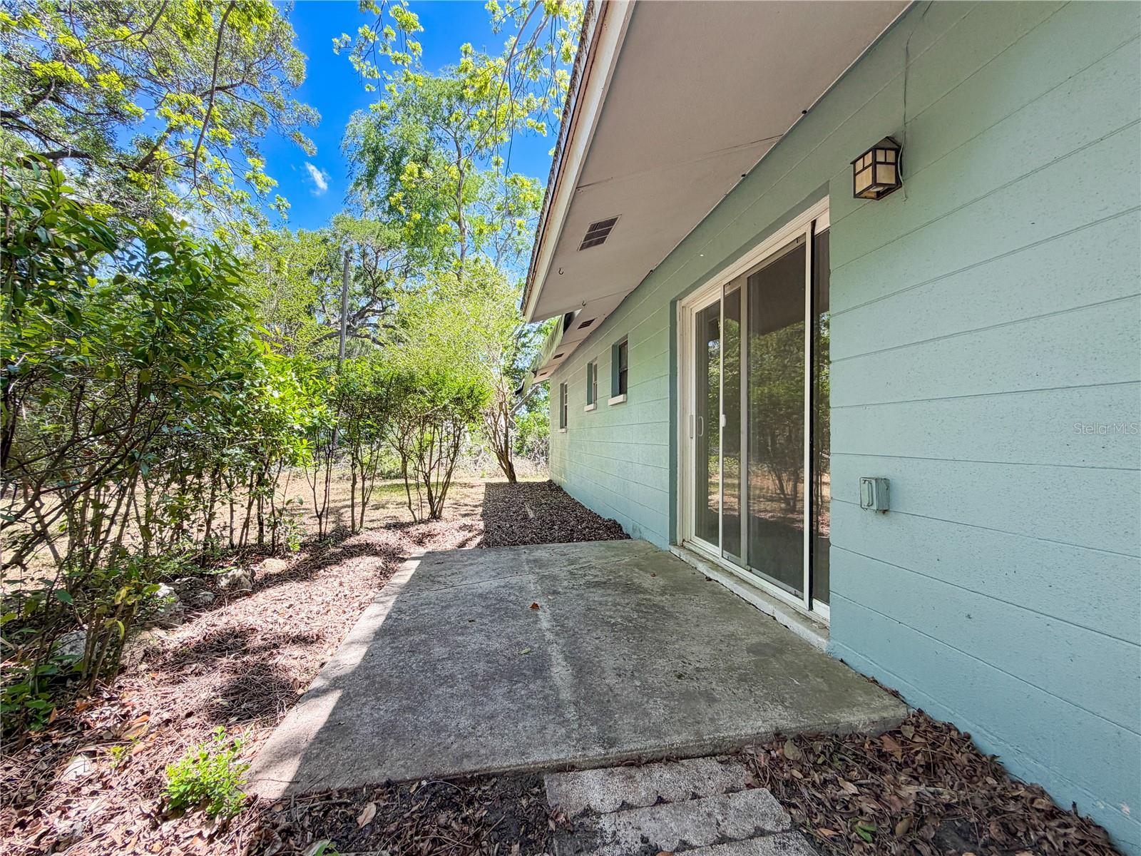 Image 9 of 34 For 14202 158th Avenue