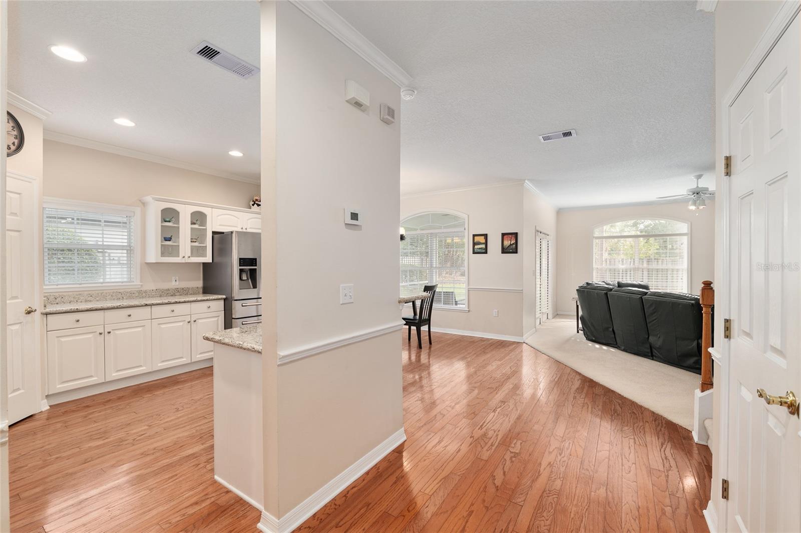 Image 14 of 68 For 7230 80th Terrace