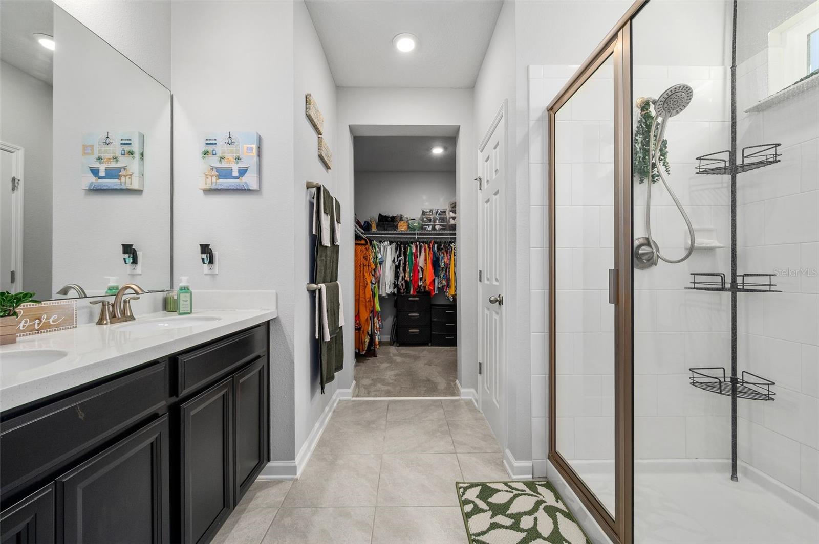 Image 22 of 38 For 11973 Bridgehampton Road