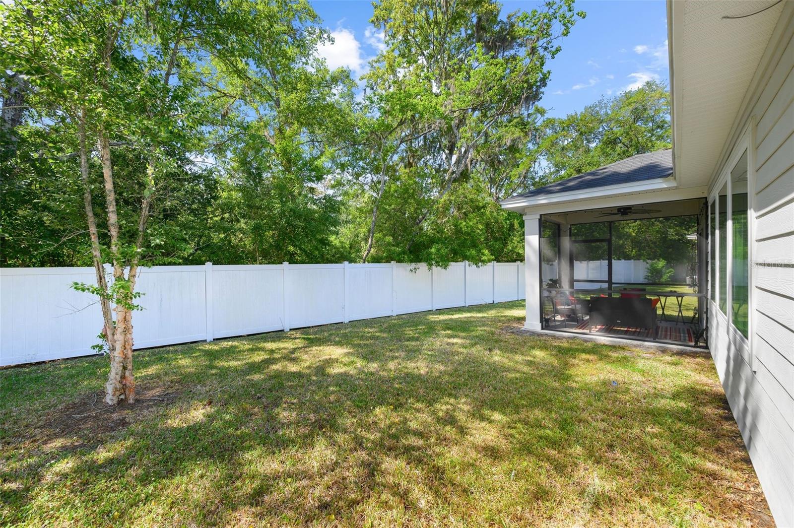 Image 34 of 38 For 11973 Bridgehampton Road