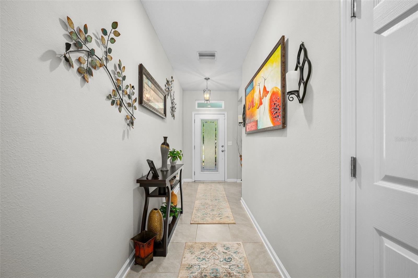 Image 6 of 38 For 11973 Bridgehampton Road