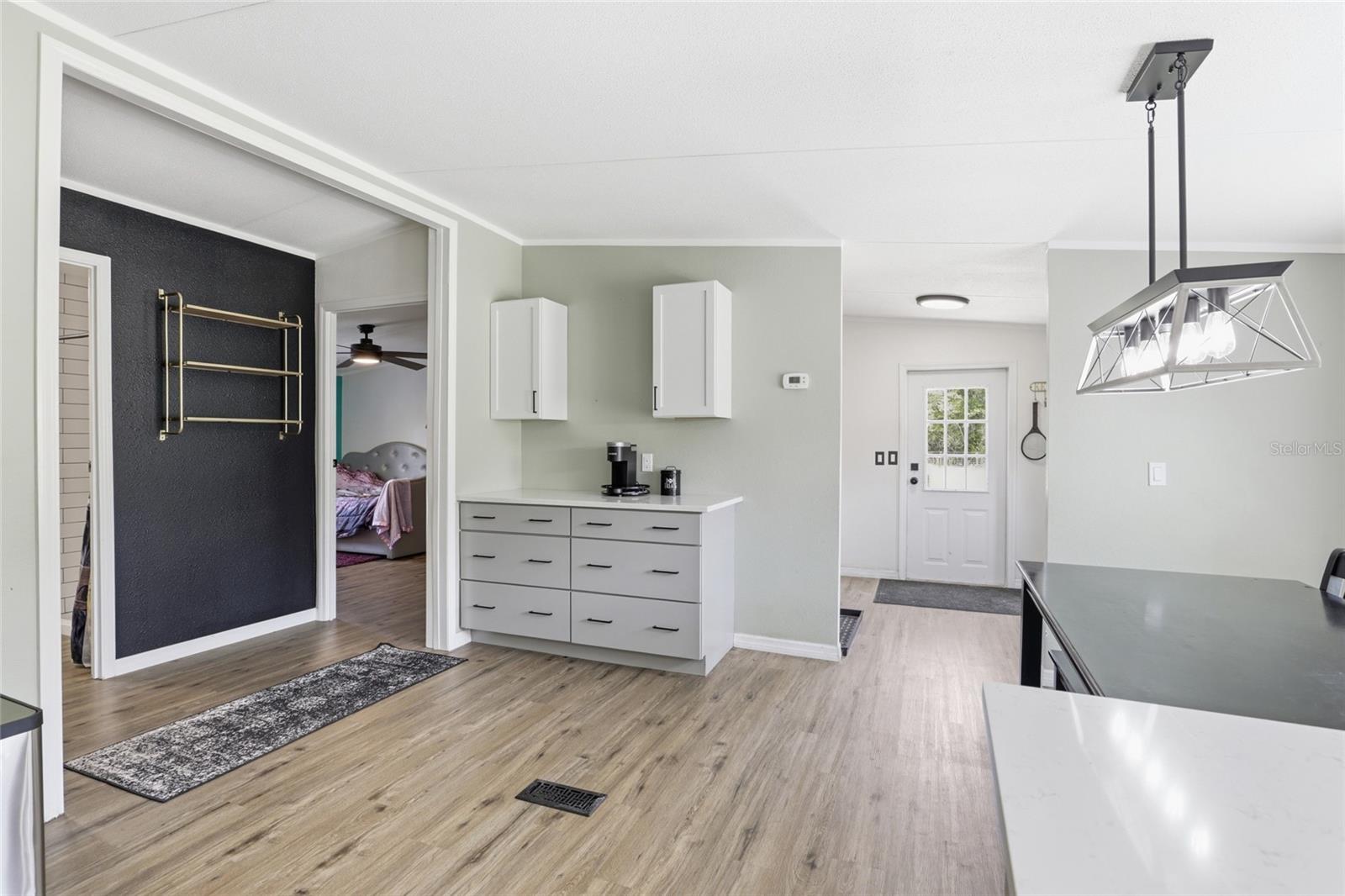 Image 26 of 47 For 847 Applewood Glen