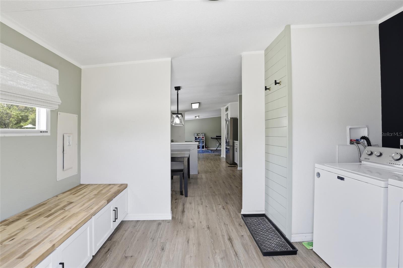 Image 28 of 47 For 847 Applewood Glen