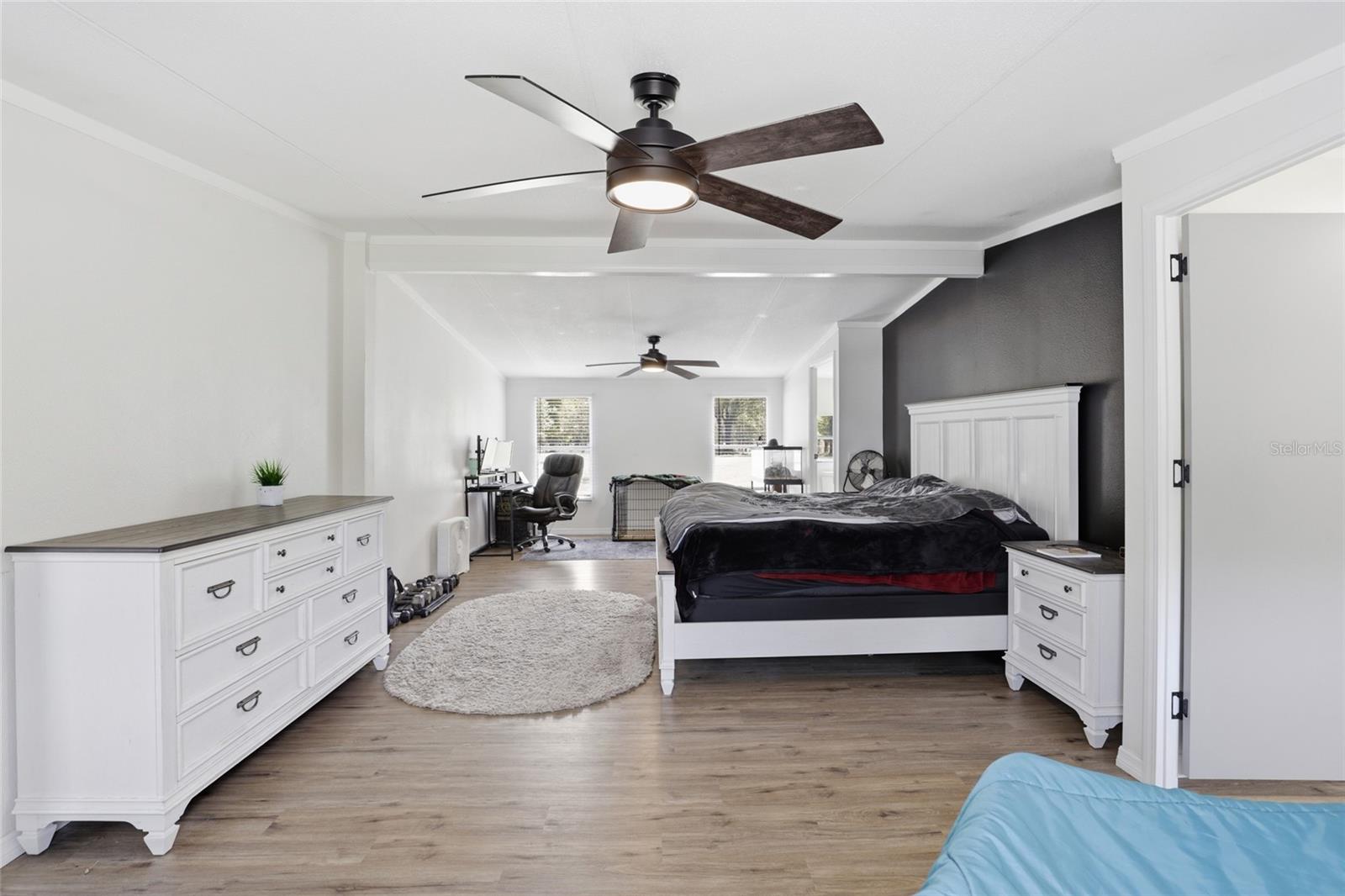 Image 33 of 47 For 847 Applewood Glen