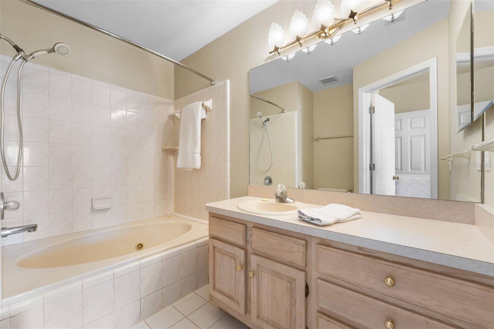 Image 13 of 43 For 21134 101st Avenue