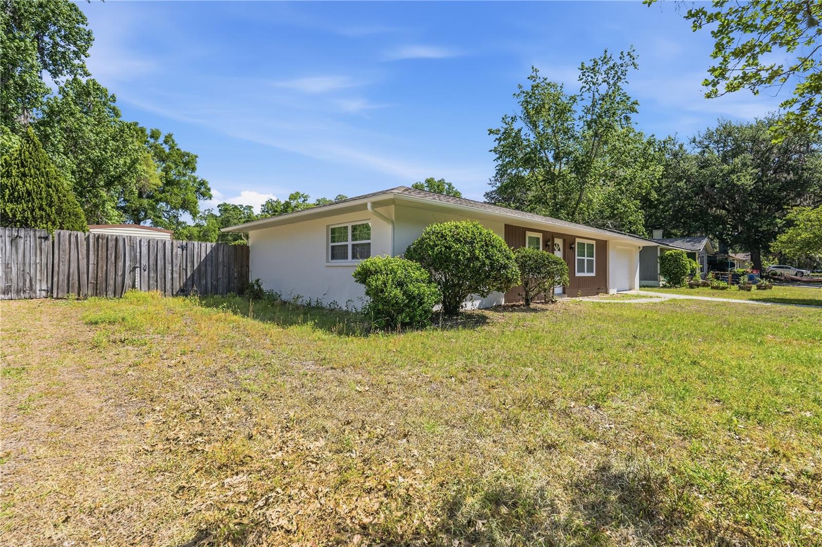 Image 15 of 15 For 5404 26 Place