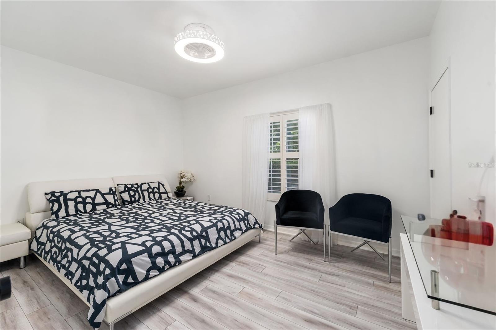 Image 11 of 43 For 8701 46th Lane