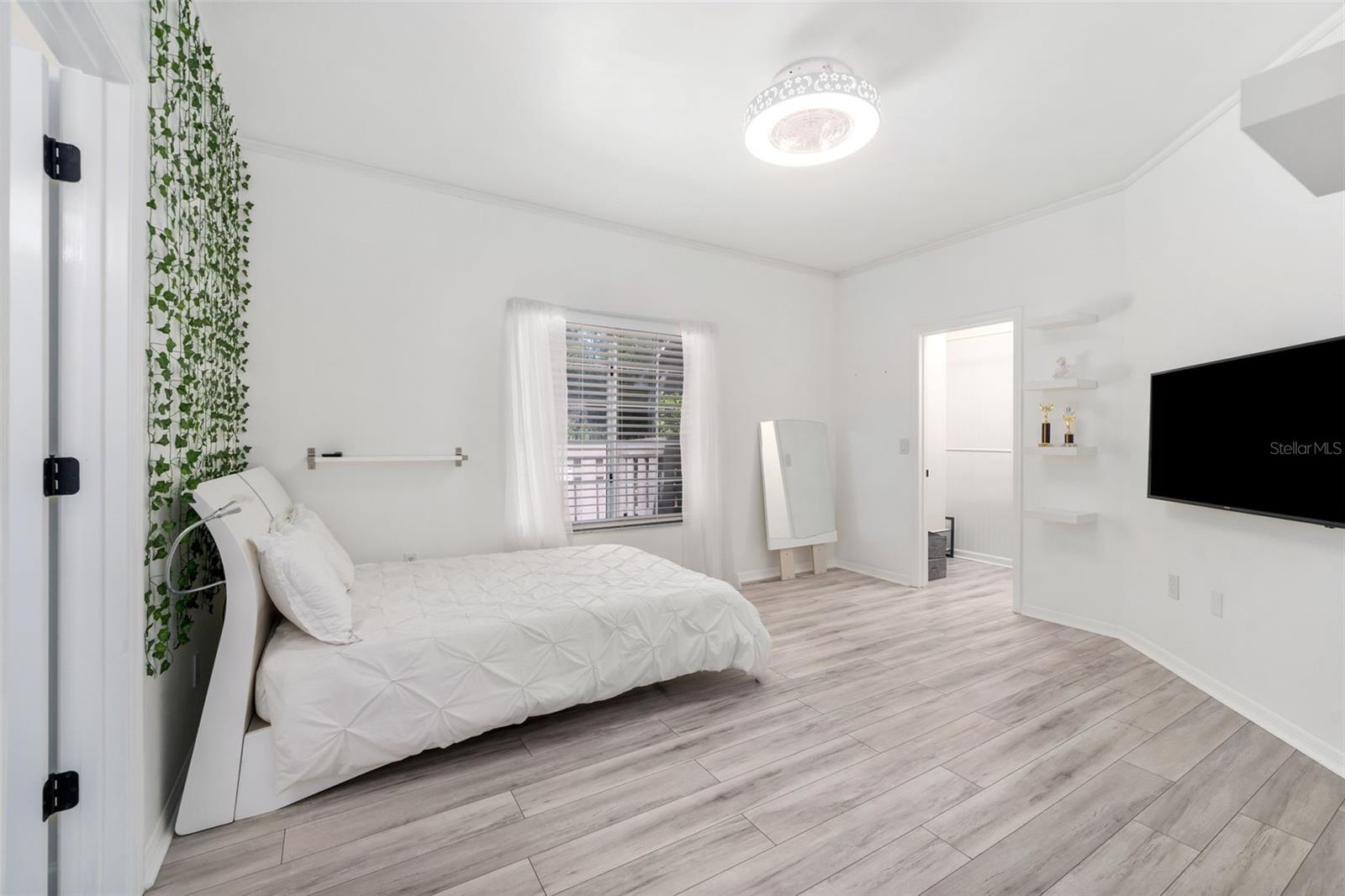 Image 12 of 43 For 8701 46th Lane