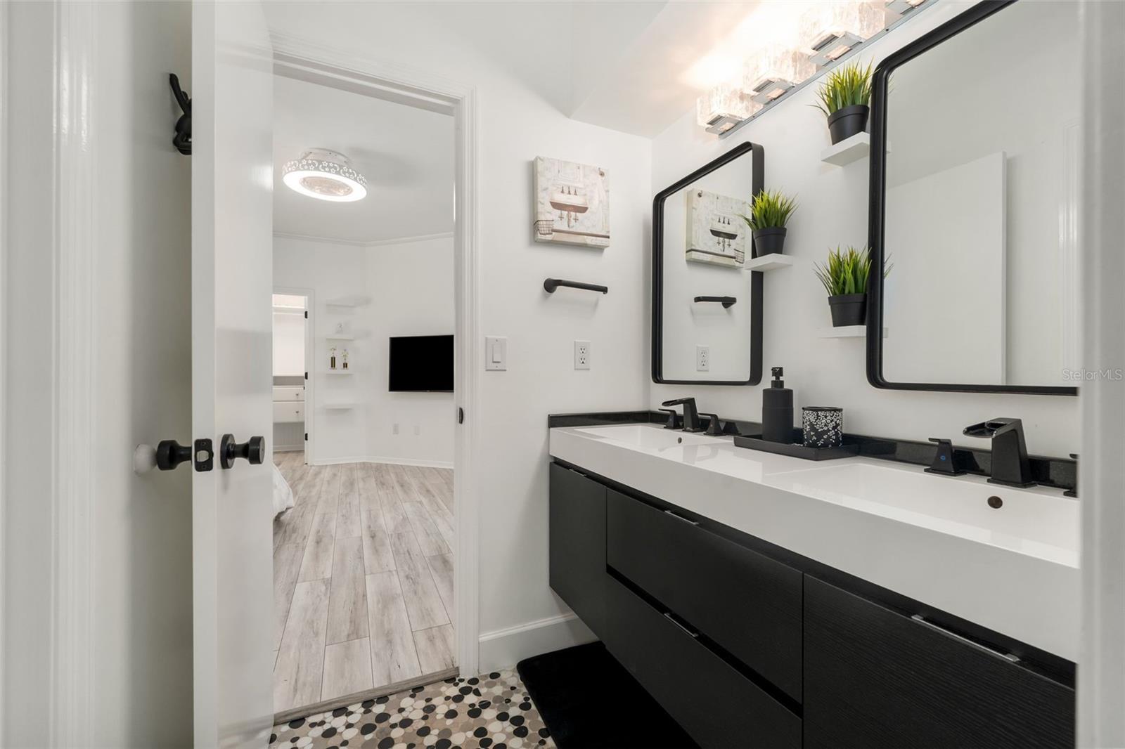 Image 16 of 43 For 8701 46th Lane