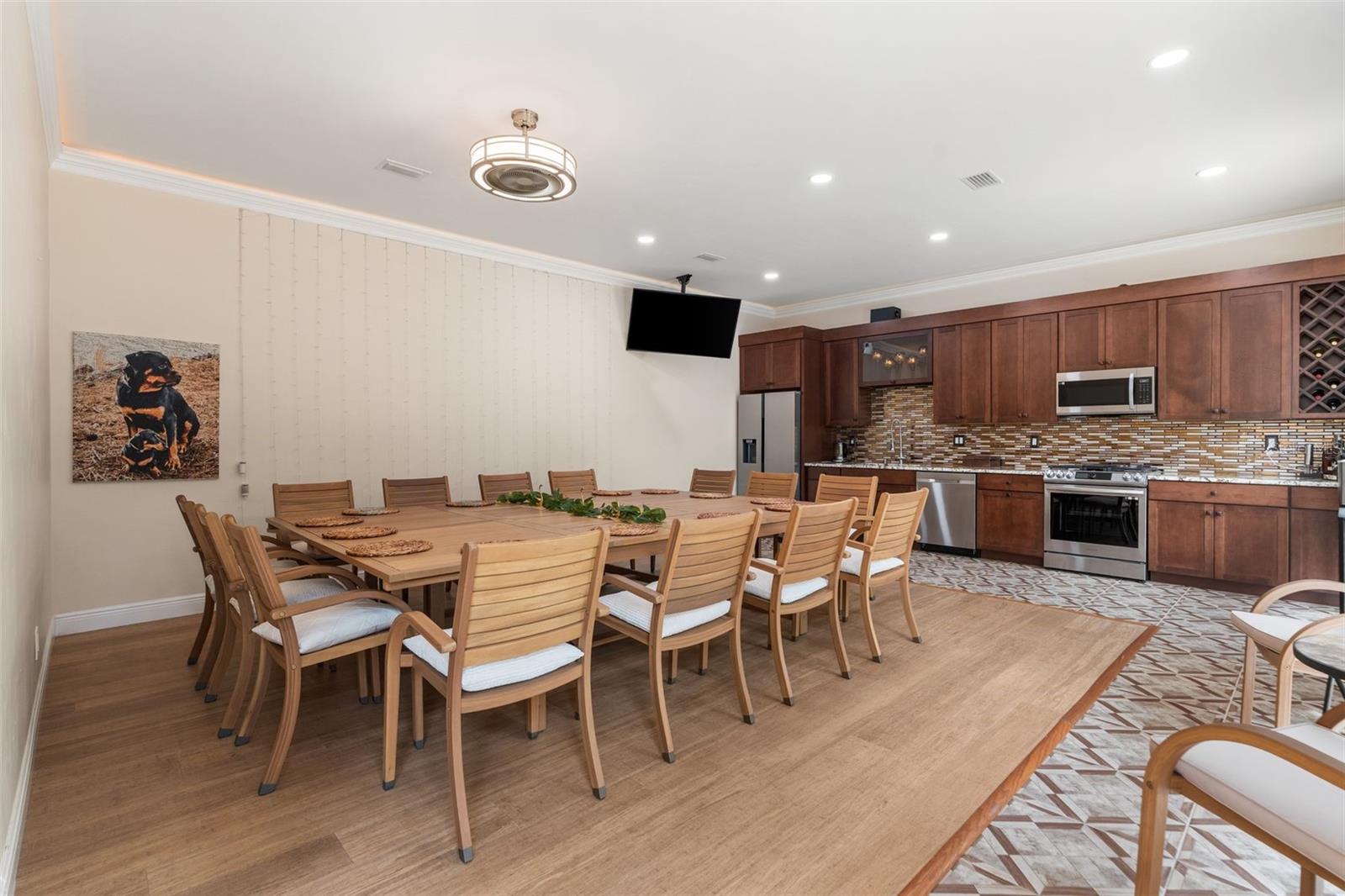 Image 27 of 43 For 8701 46th Lane