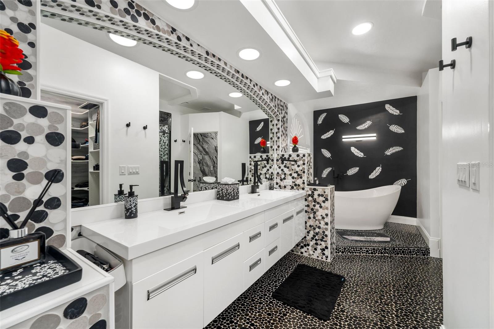 Image 9 of 43 For 8701 46th Lane