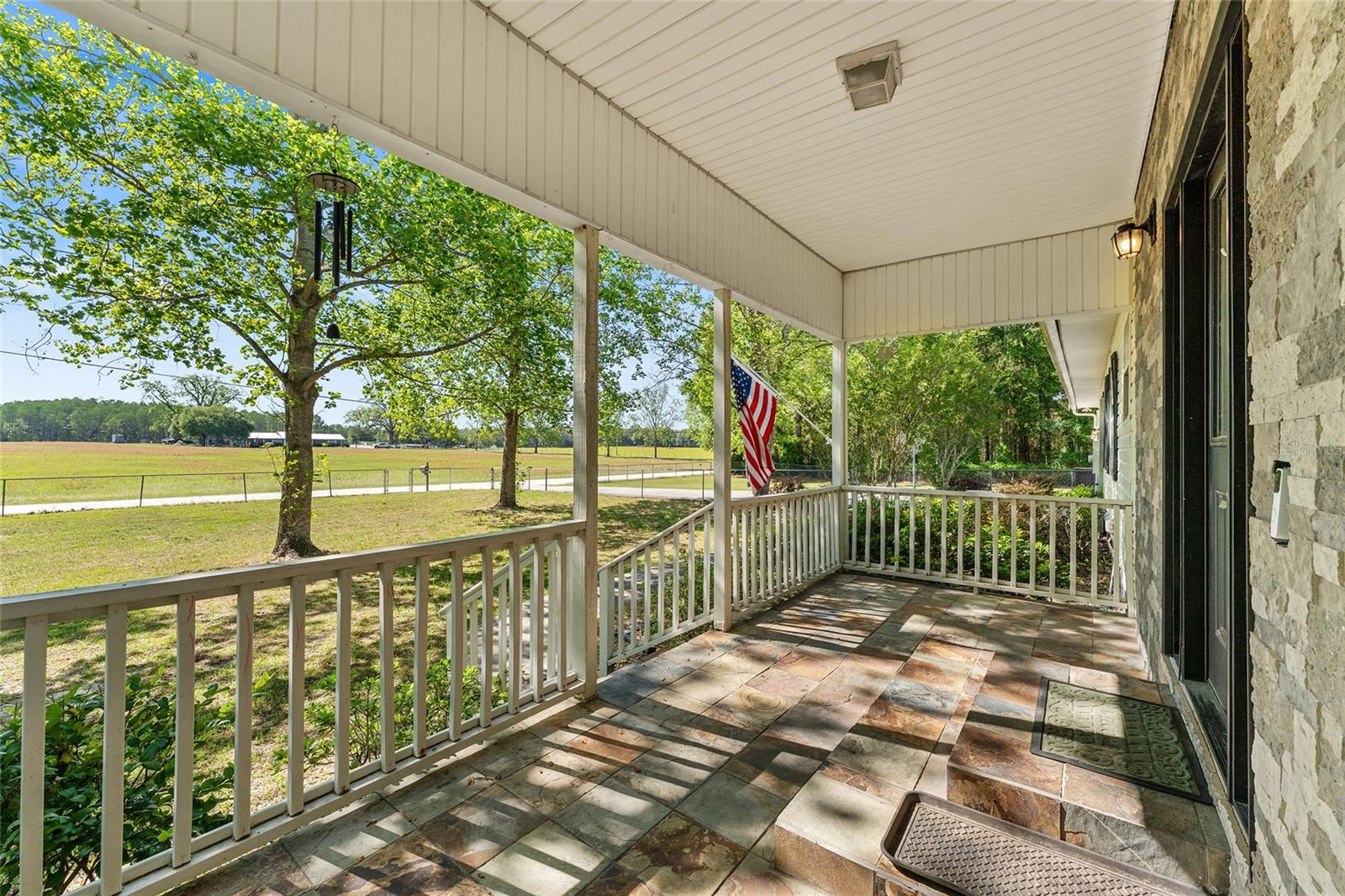 Image 10 of 90 For 161 Dylan Way