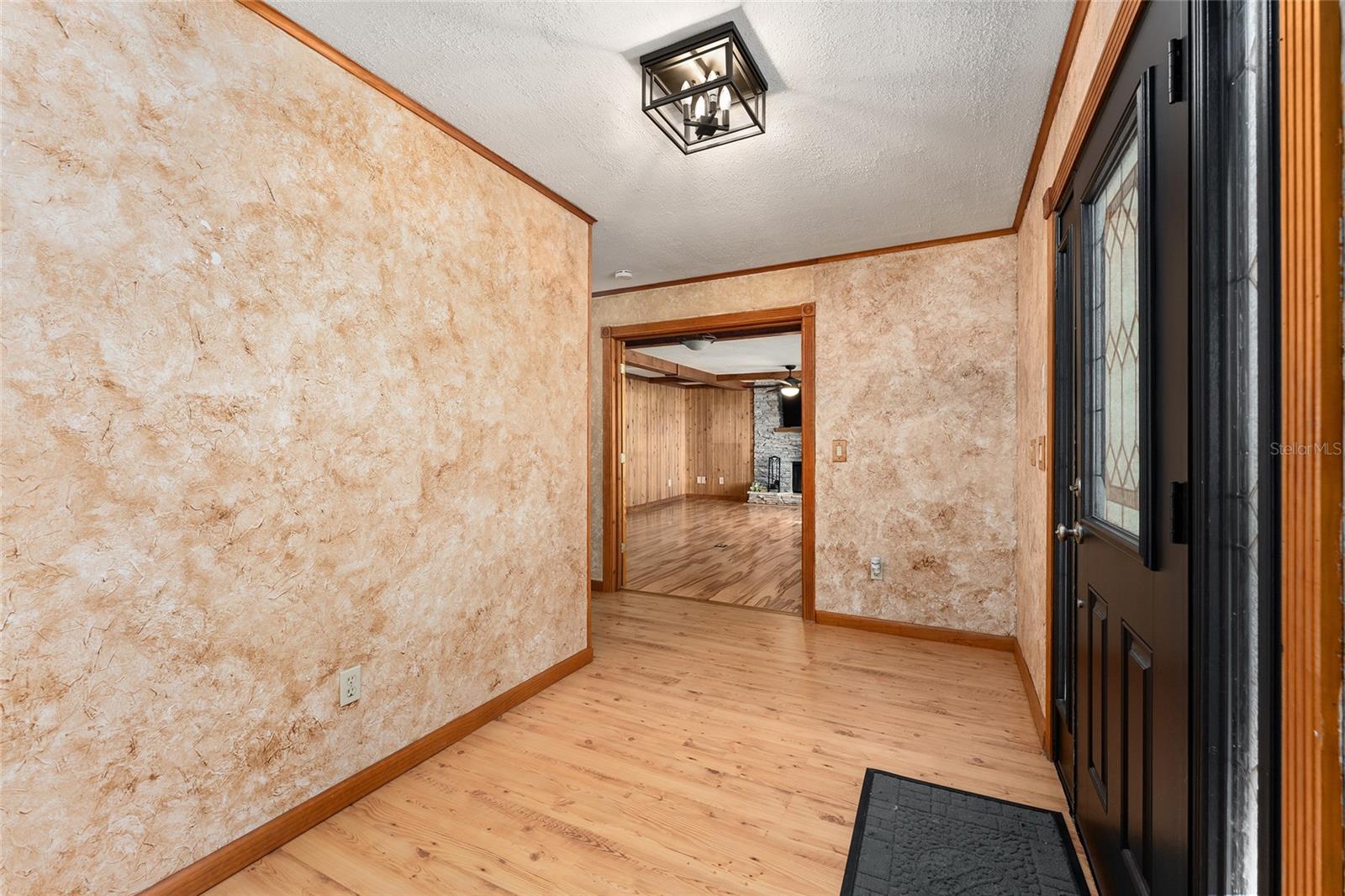 Image 15 of 90 For 161 Dylan Way