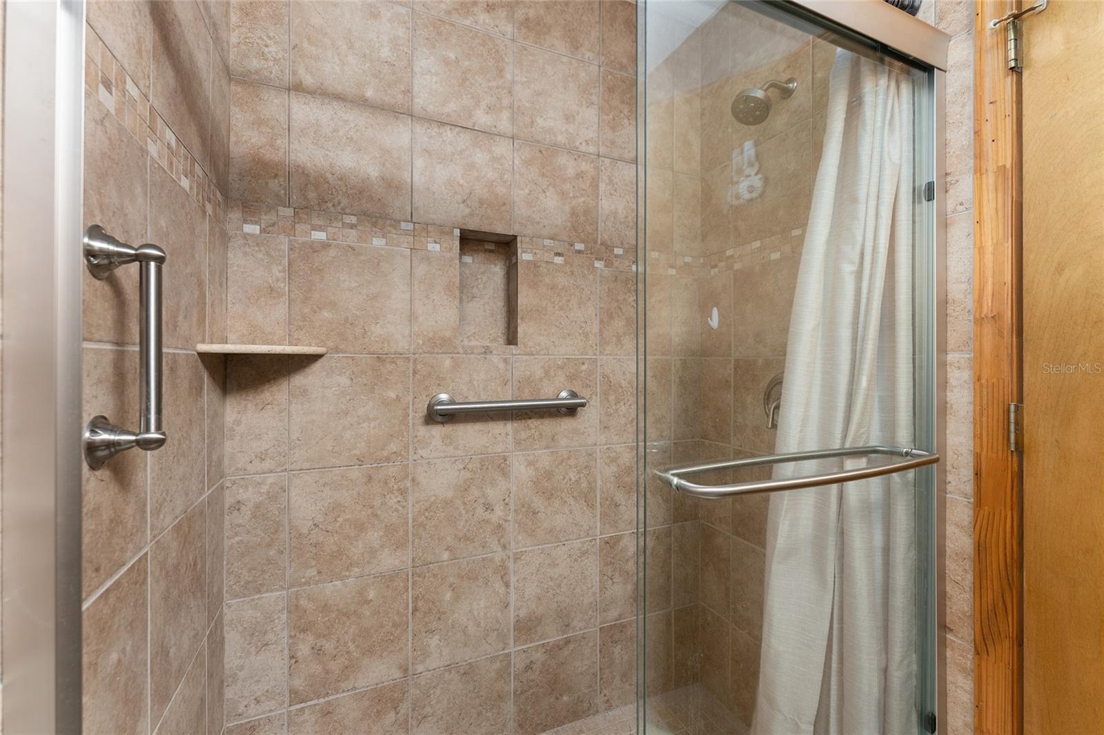 Image 26 of 90 For 161 Dylan Way