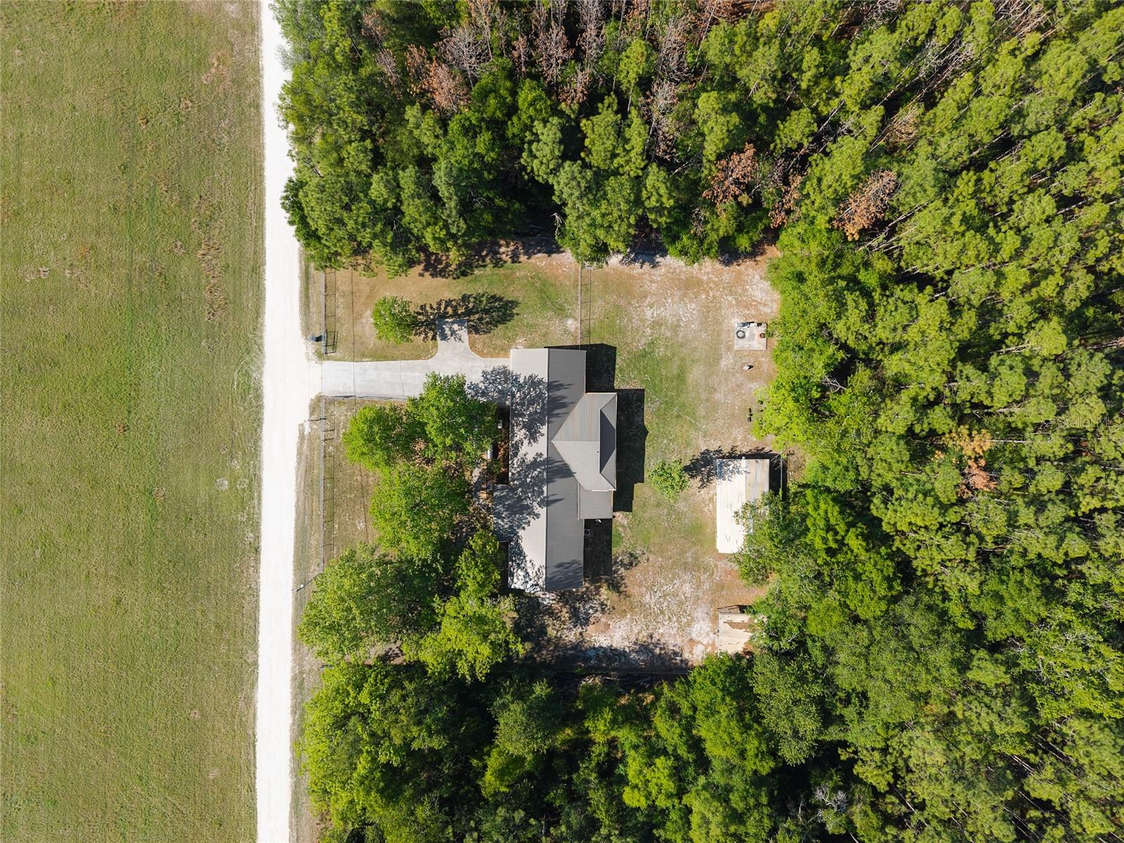 Image 4 of 90 For 161 Dylan Way