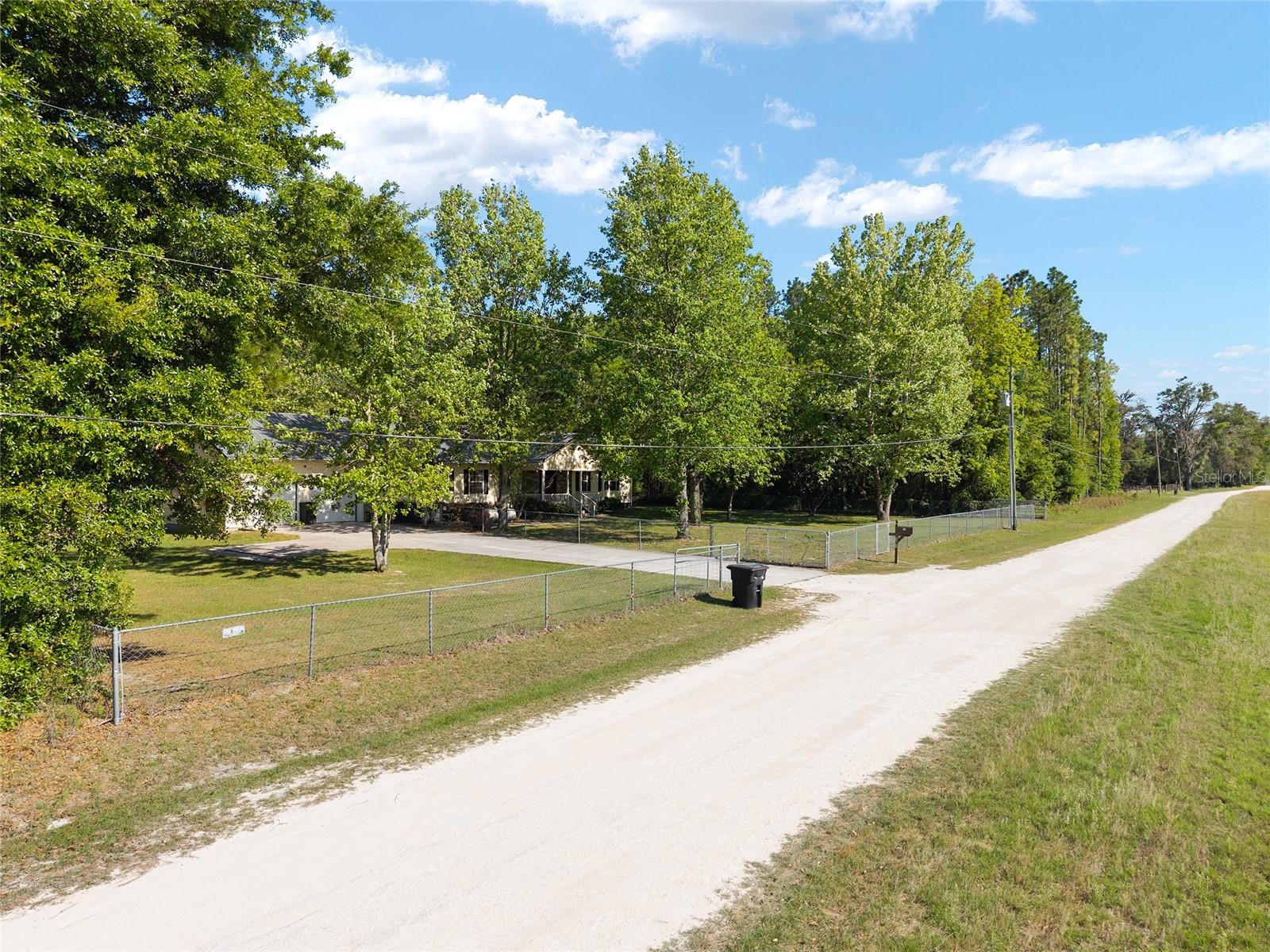 Image 75 of 90 For 161 Dylan Way