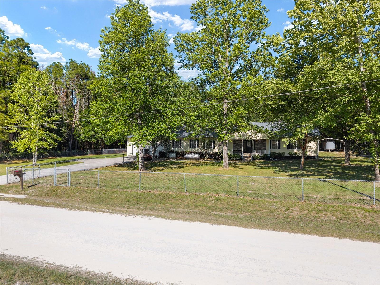 Image 77 of 90 For 161 Dylan Way