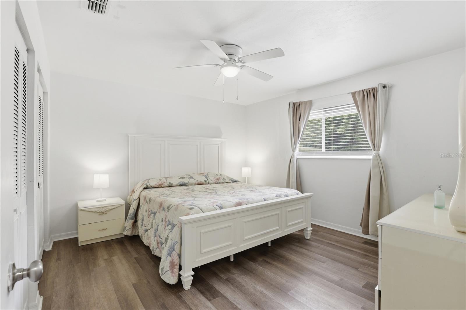 Image 15 of 59 For 2245 37th Place