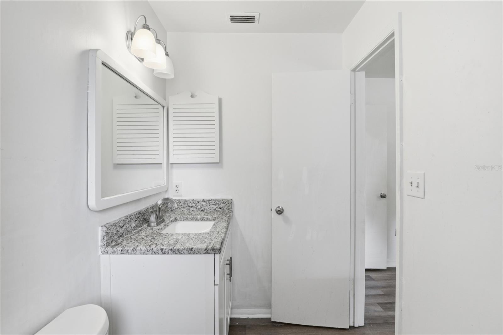 Image 18 of 59 For 2245 37th Place