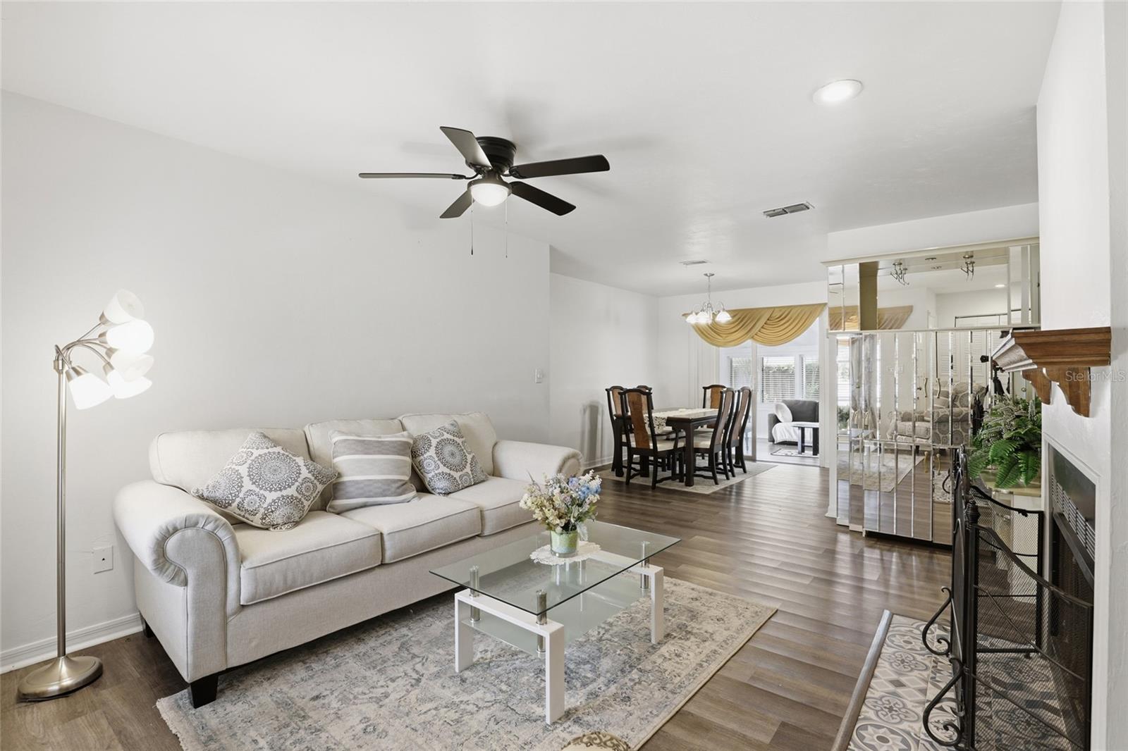 Image 24 of 59 For 2245 37th Place