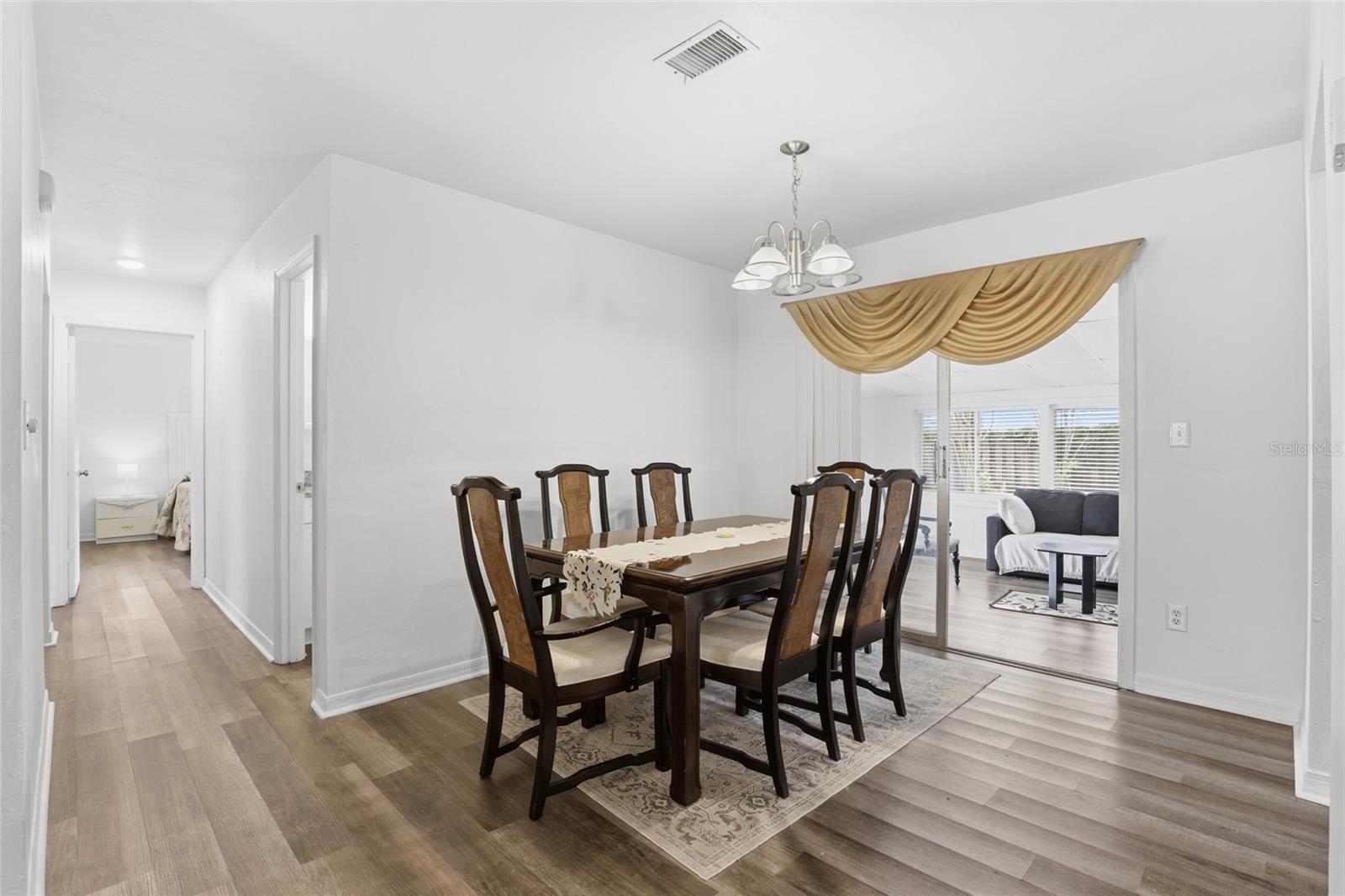 Image 35 of 59 For 2245 37th Place