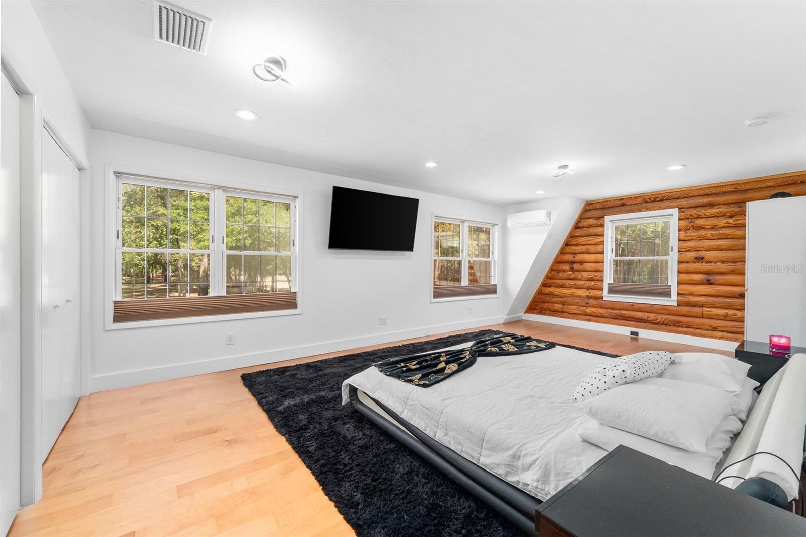 Image 28 of 57 For 1114 143rd Street