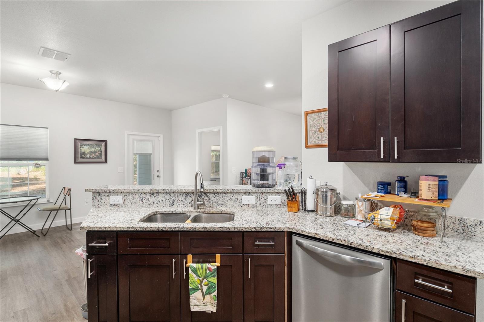 Image 17 of 47 For 3604 17th Street