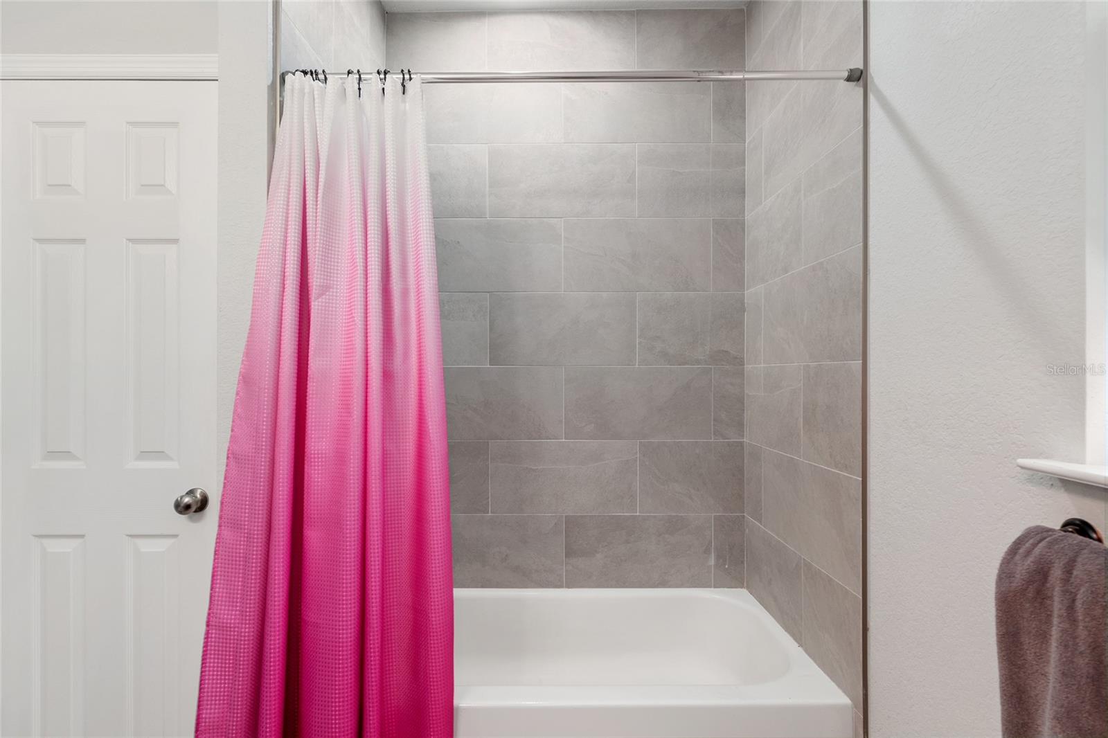 Image 21 of 47 For 3604 17th Street