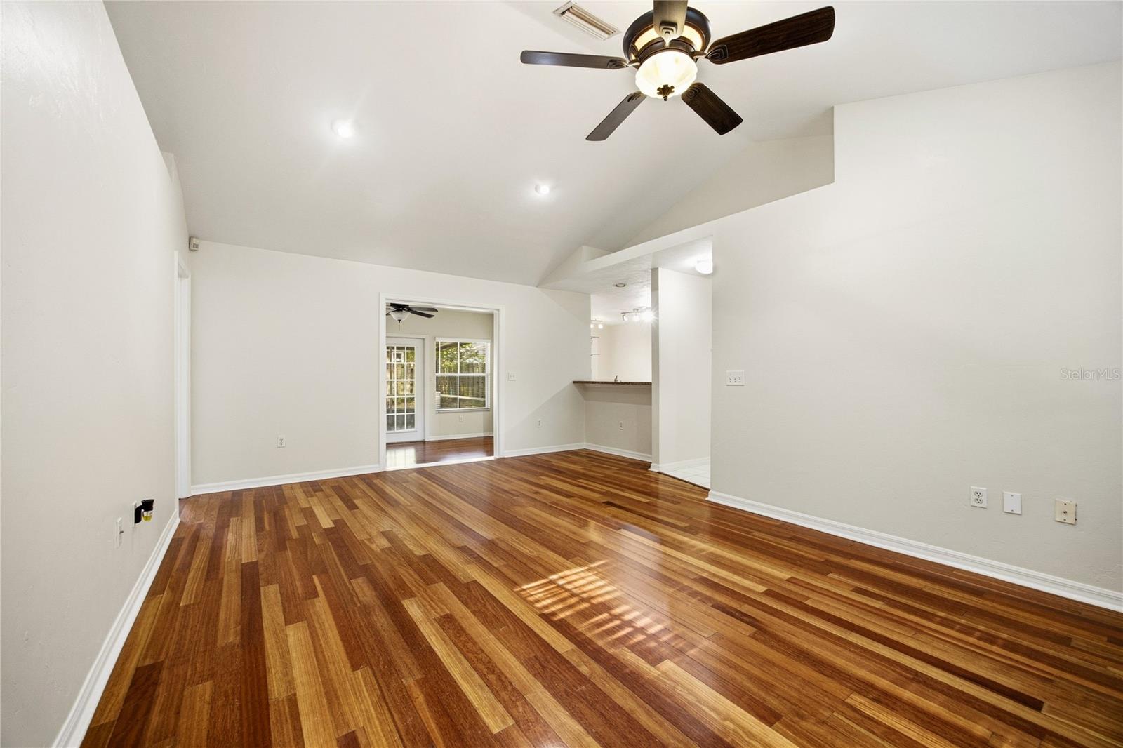 Image 13 of 42 For 4511 35th Street