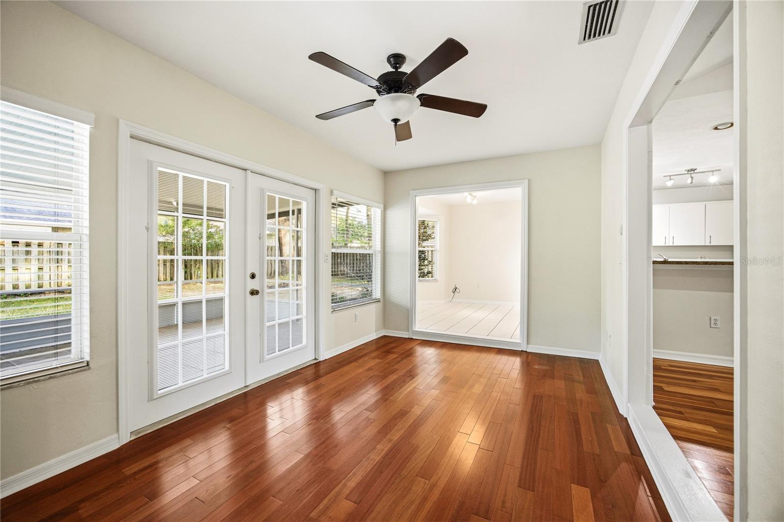Image 4 of 42 For 4511 35th Street
