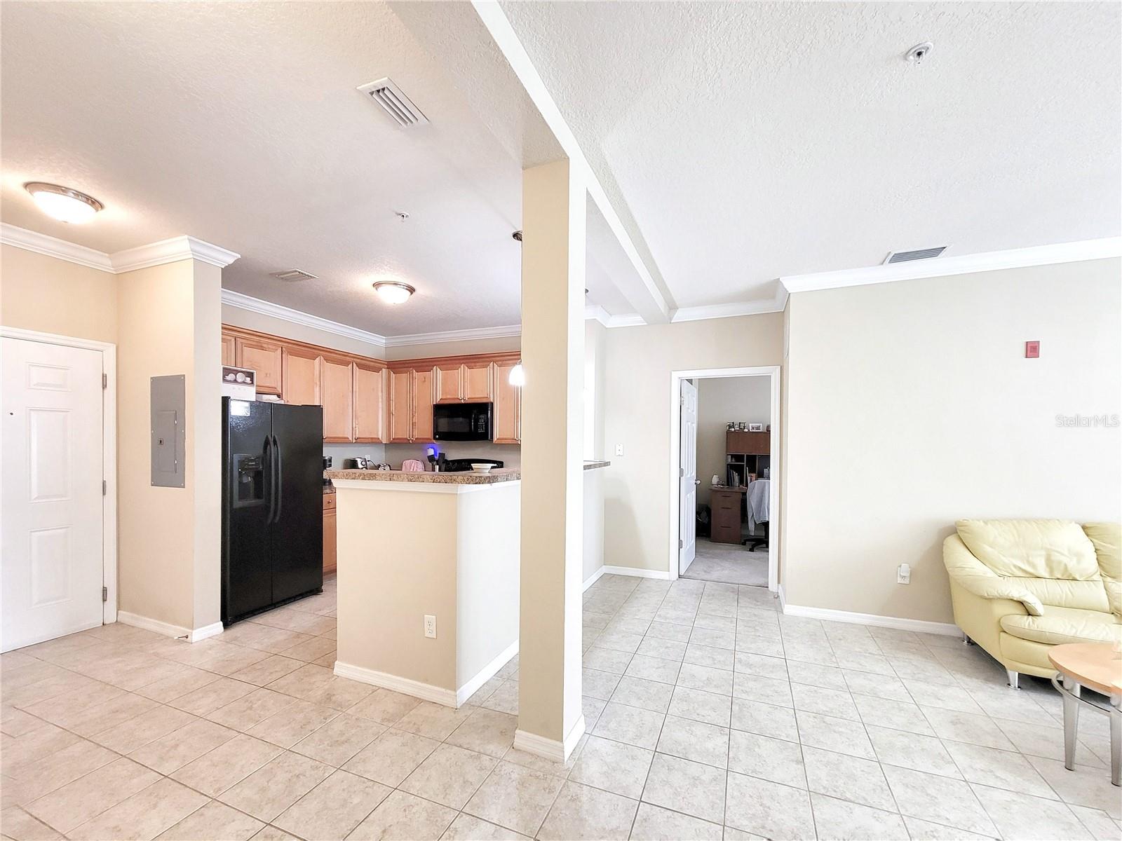 Image 11 of 30 For 1185 9th Road 306