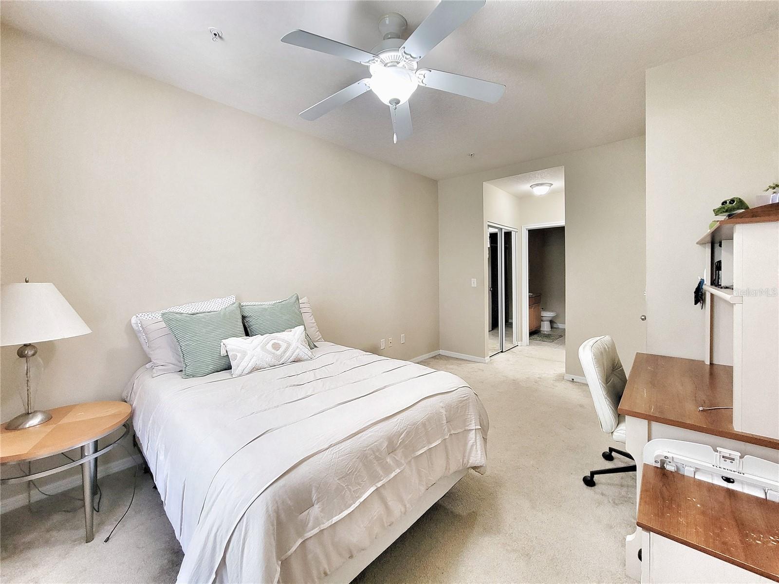 Image 21 of 30 For 1185 9th Road 306