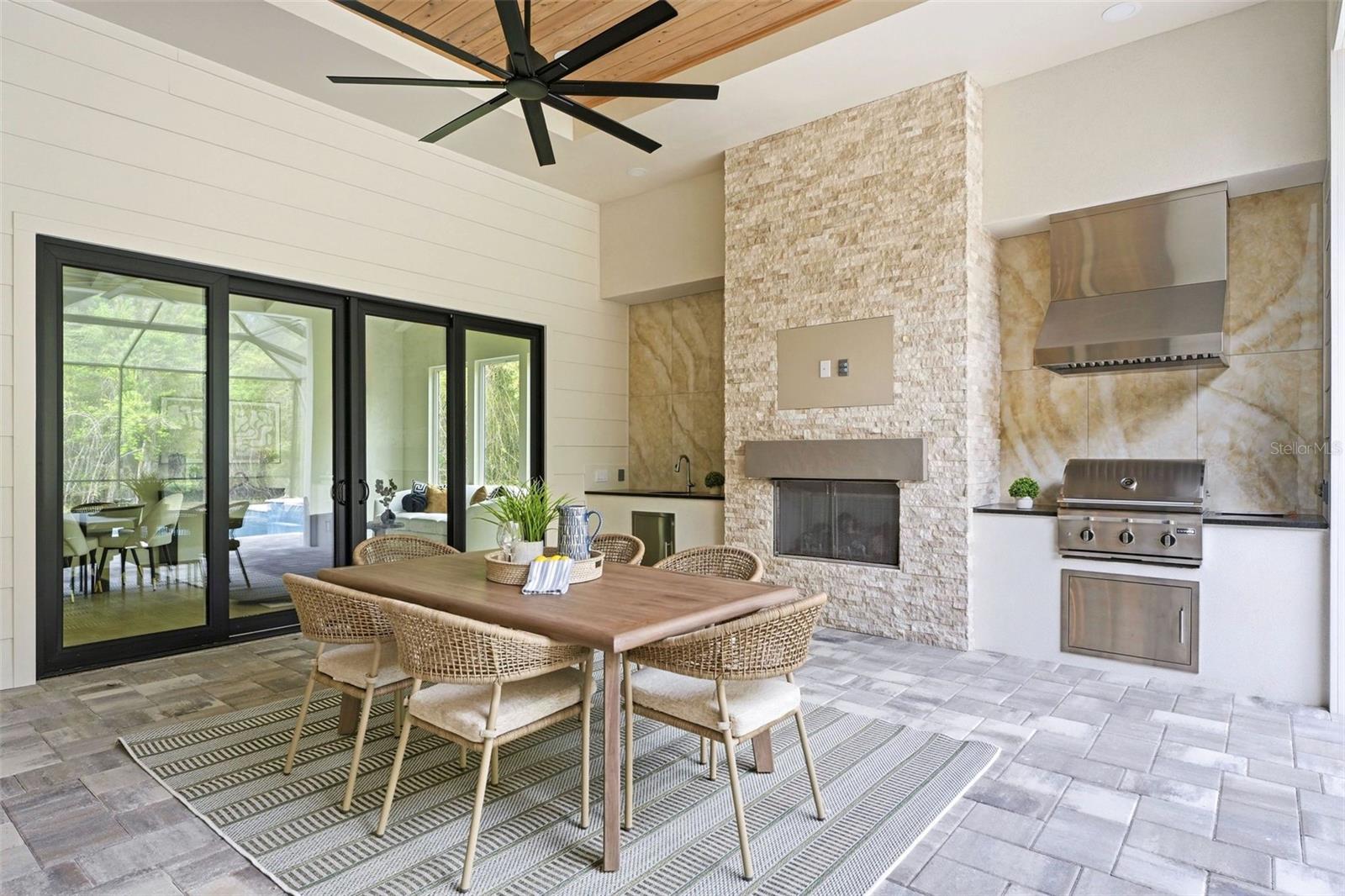 Image 24 of 33 For 5995 124th Way