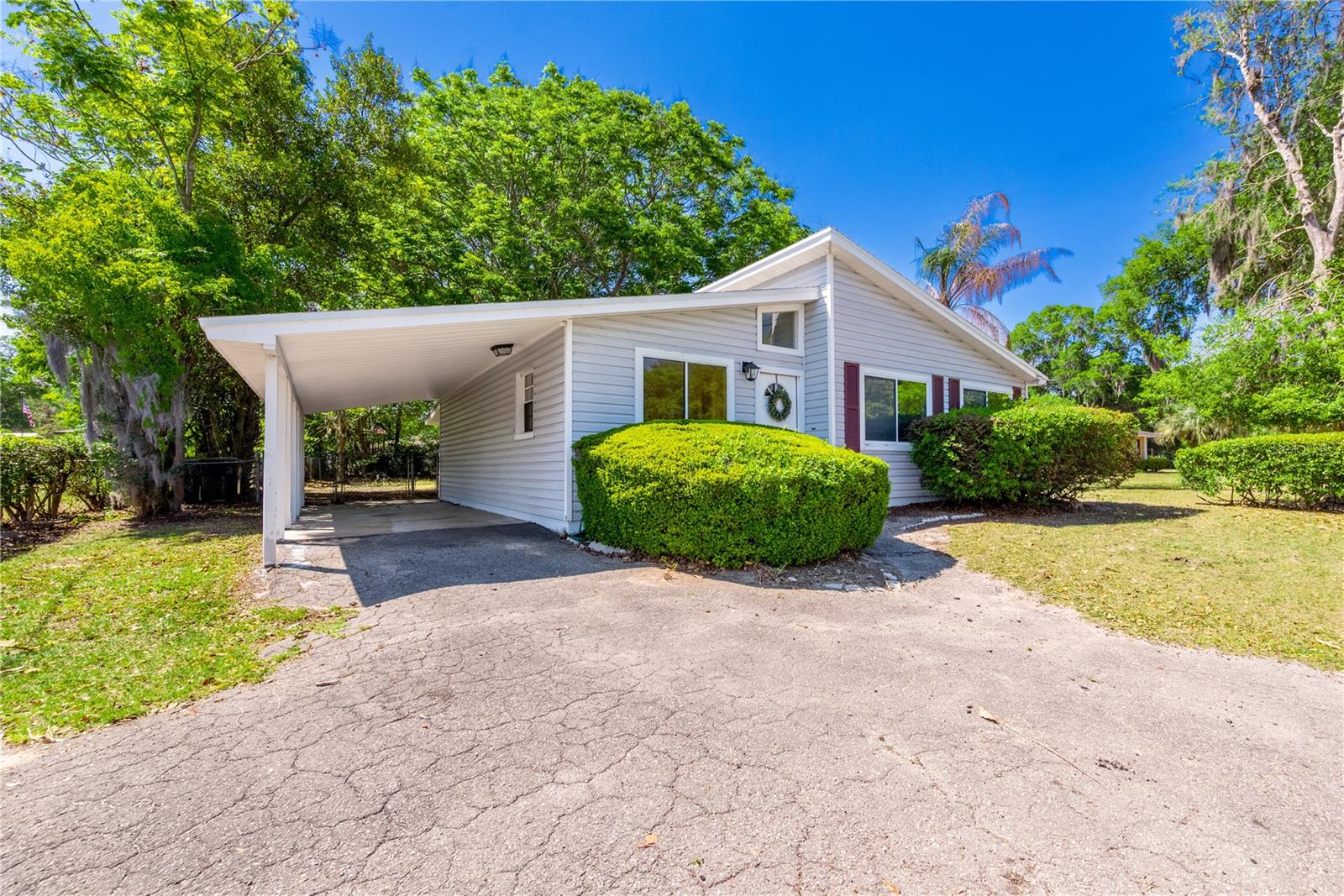 Image 2 of 41 For 950 Lawrence Boulevard