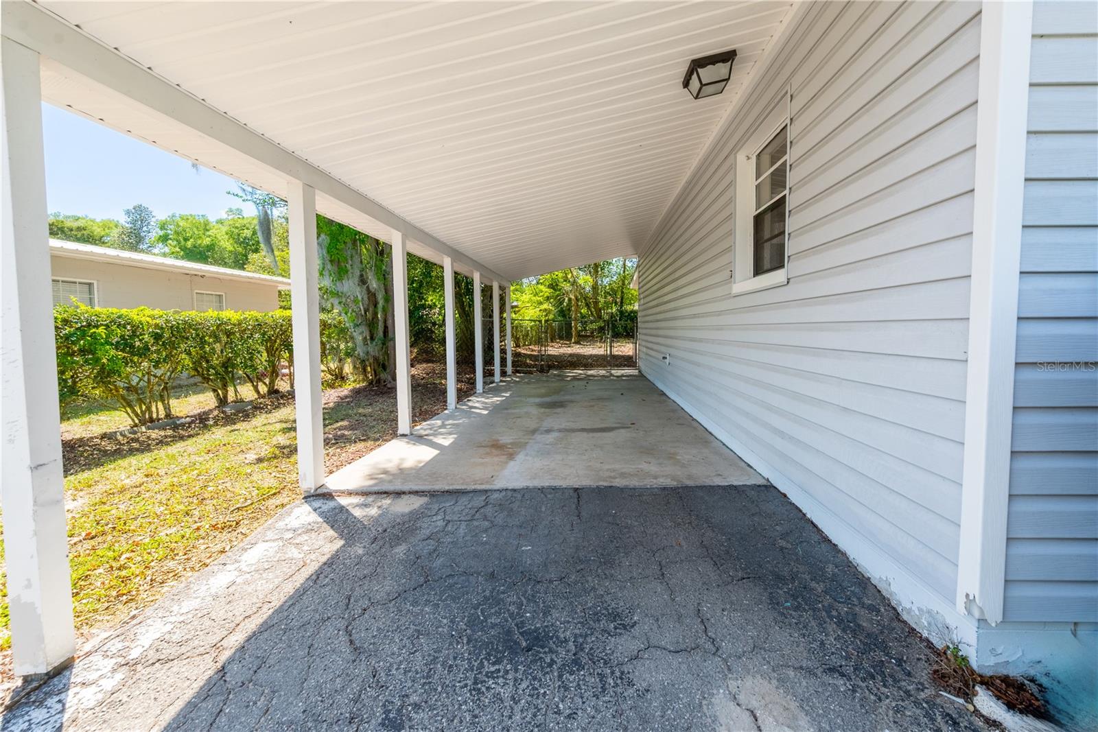 Image 35 of 41 For 950 Lawrence Boulevard