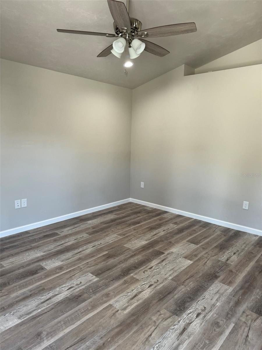 Image 2 of 9 For 18465 Douglass Street