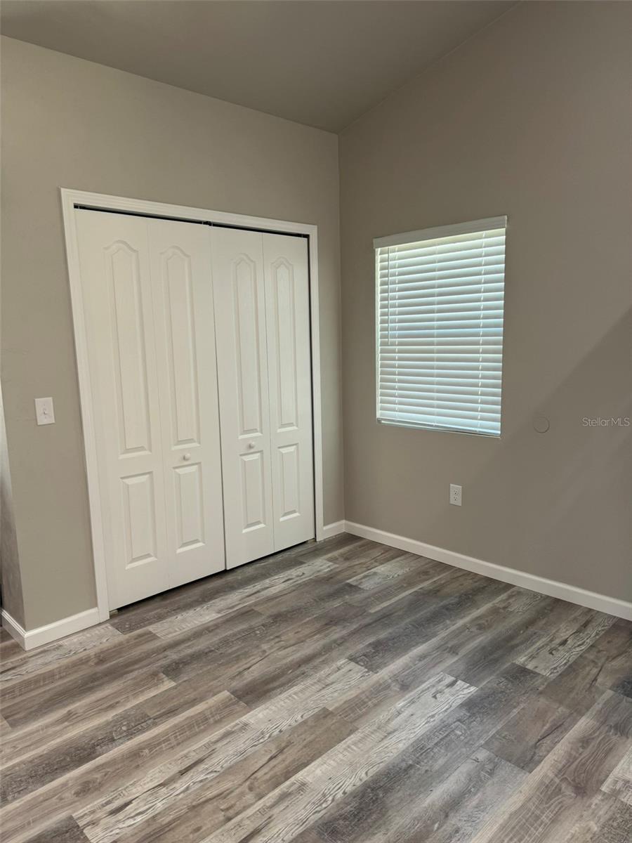 Image 4 of 9 For 18465 Douglass Street