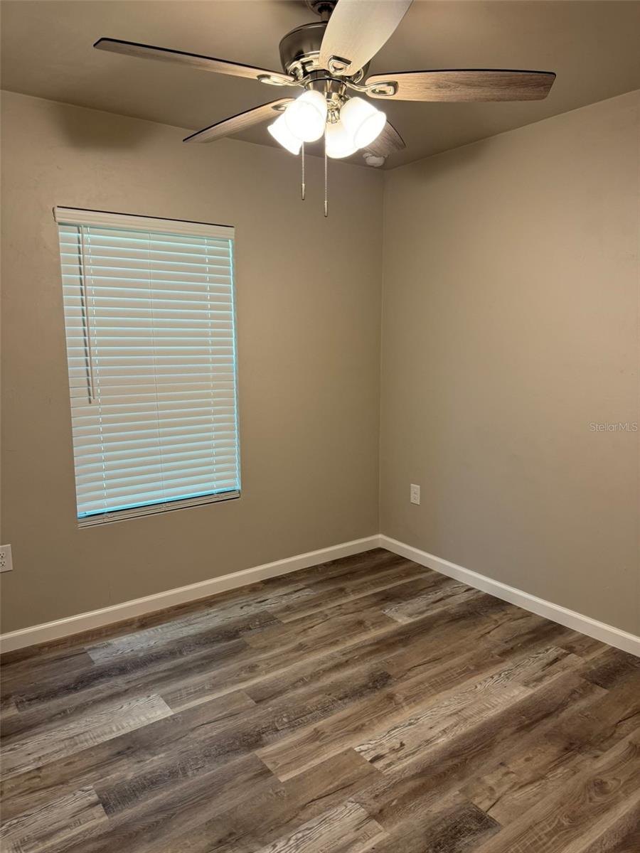 Image 7 of 9 For 18465 Douglass Street