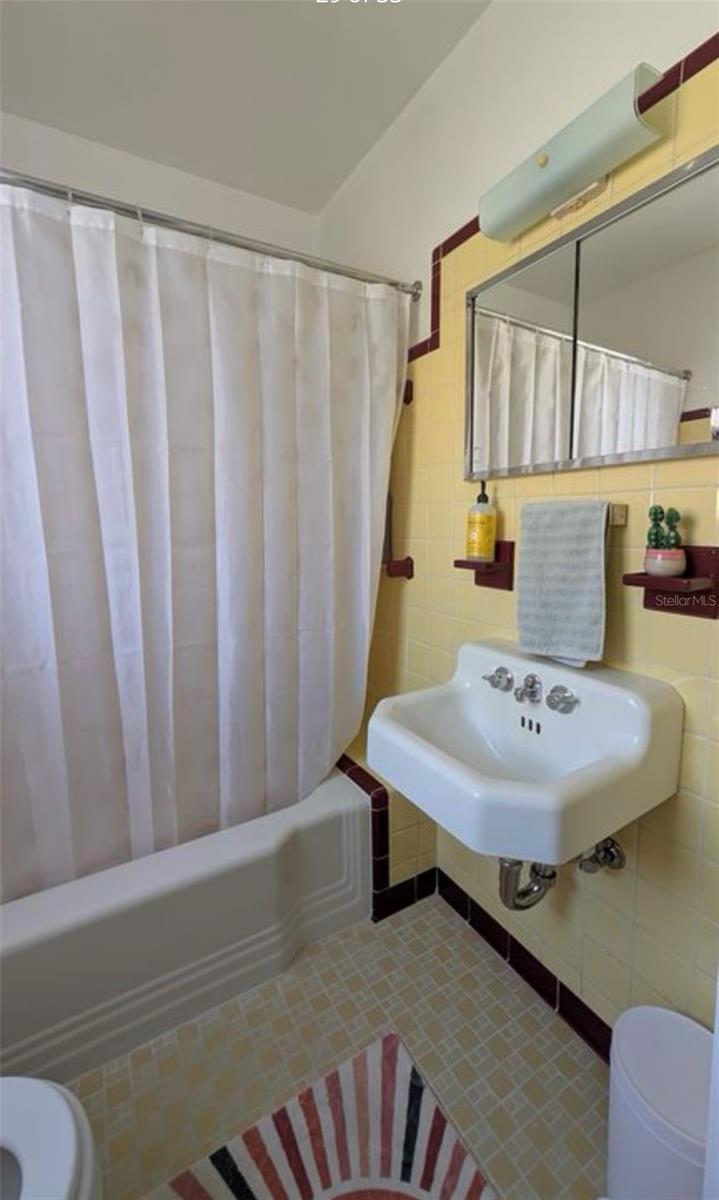 Image 13 of 17 For 1520 21st Ave